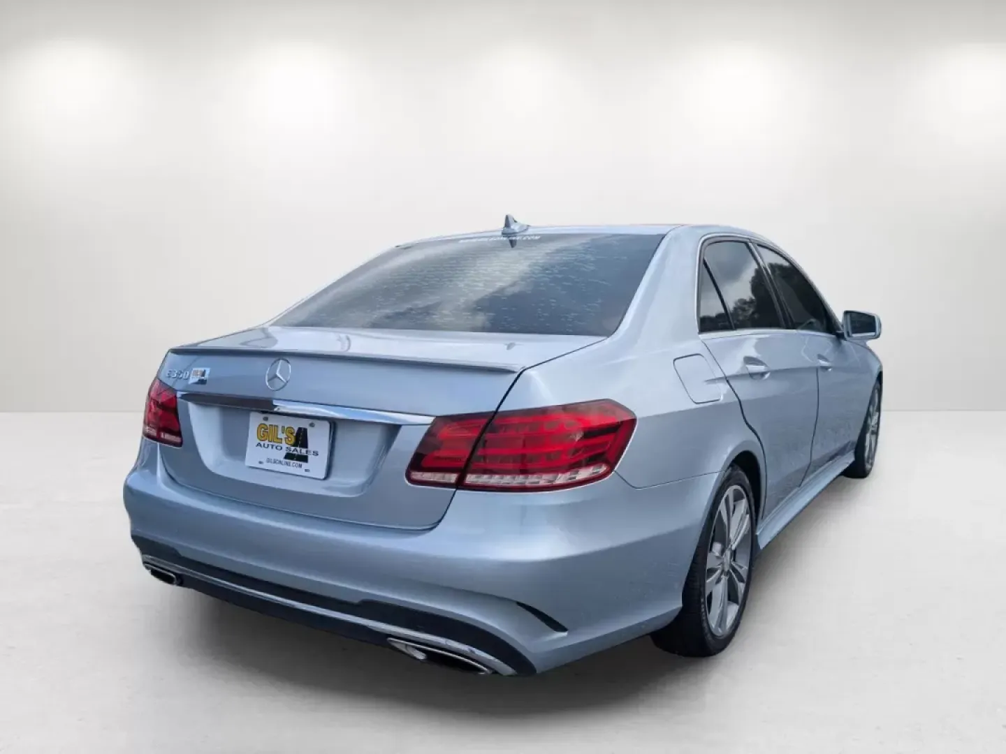 2014 Mercedes-Benz E-Class E 350 Sport (WDDHF5KB1EA) with an Other engine, located at 3959 U.S. 80 W, Phenix City, AL, 36870, (334) 297-4885, 32.469296, -85.135185 - **Elevate Your Driving Experience with the 2014 Mercedes-Benz E-Class E 350 Sport at Gils Auto!**<br /> <br /> Are you in search of a vehicle that aligns with your dynamic lifestyle in Phenix City, AL? Whether you're commuting to work, running errands, or embarking on weekend adventures, the 2014 Me - Photo#4
