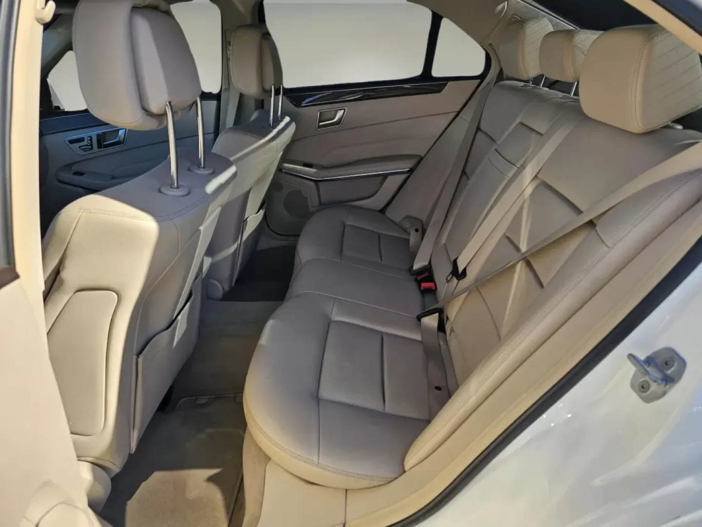 2014 Mercedes-Benz E-Class E 350 Sport (WDDHF5KBXEA) with an Other engine, located at 1430 Gateway Drive, Opelika, AL, 36801, (334) 239-0944, 32.637871, -85.409790 - 2014 Mercedes-Benz E-Class E 350 Sport - Photo#14