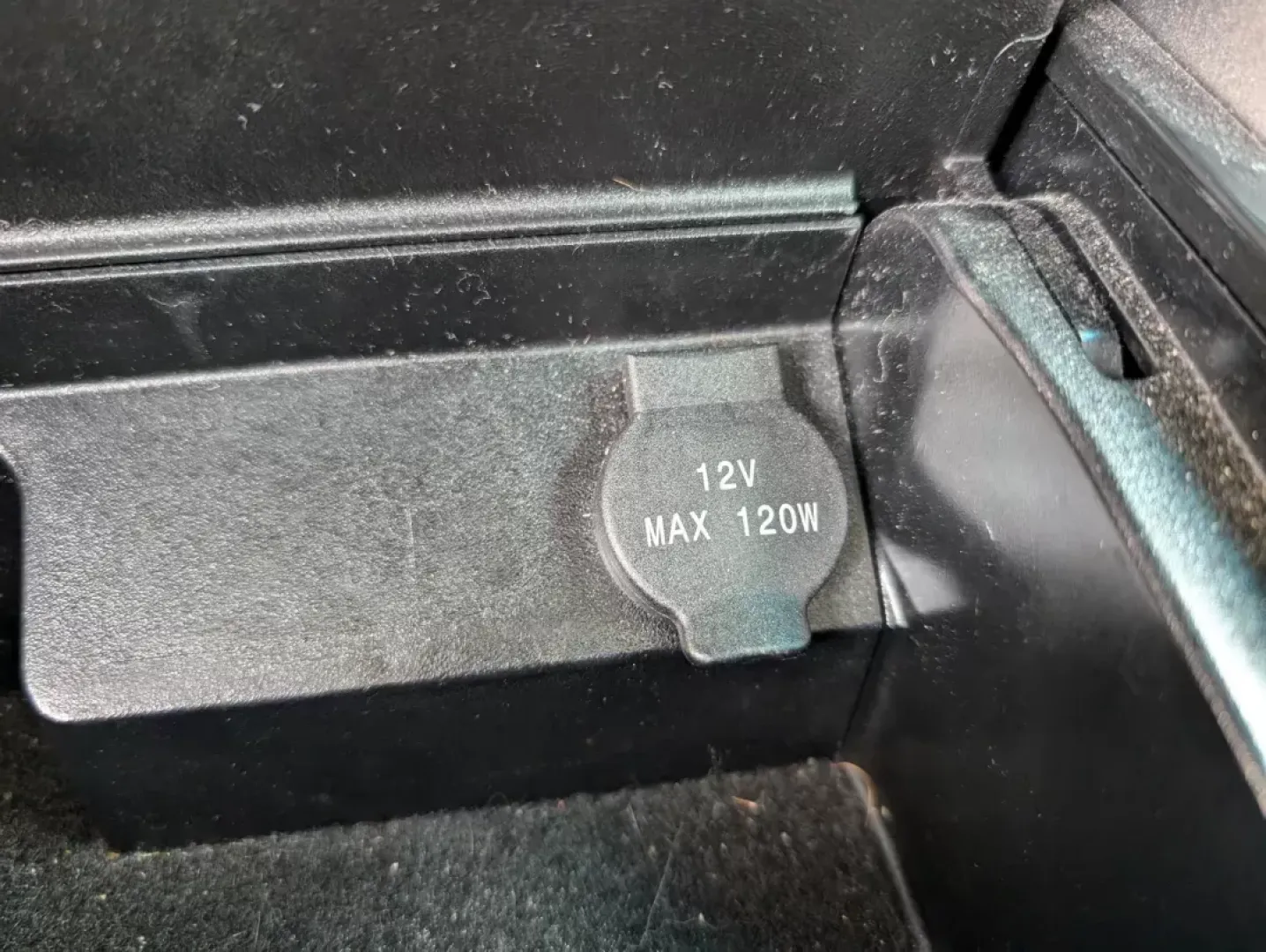 2014 /Charcoal Nissan Altima 2.5 S (1N4AL3AP8EC) with an Regular Unleaded I-4 2.5 L/152 engine, 1-Speed CVT w/OD transmission, located at 1430 Gateway Drive, Opelika, AL, 36801, (334) 239-0944, 32.637871, -85.409790 - 2014 Nissan Altima 2.5 S - Photo#13