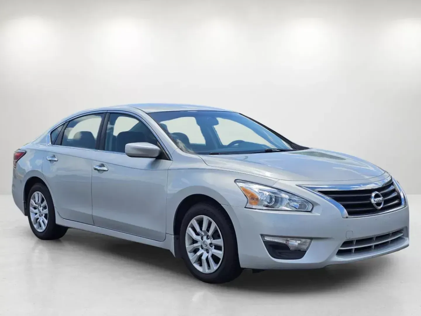 2014 /Charcoal Nissan Altima 2.5 S (1N4AL3AP2EC) with an Other engine, located at 521 Old Farm Lane Rd, Prattville, AL, 36066, (334) 325-1505, 32.482460, -86.416367 - **Discover Adventure and Comfort with the 2014 Nissan Altima at Gils Auto Your Trusted Buy Here Pay Here Dealership in Prattville, AL!**<br /> <br /> Are you ready to elevate your daily commute or family outings with a reliable and stylish sedan? The 2014 Nissan Altima is the perfect companion for - Photo#3