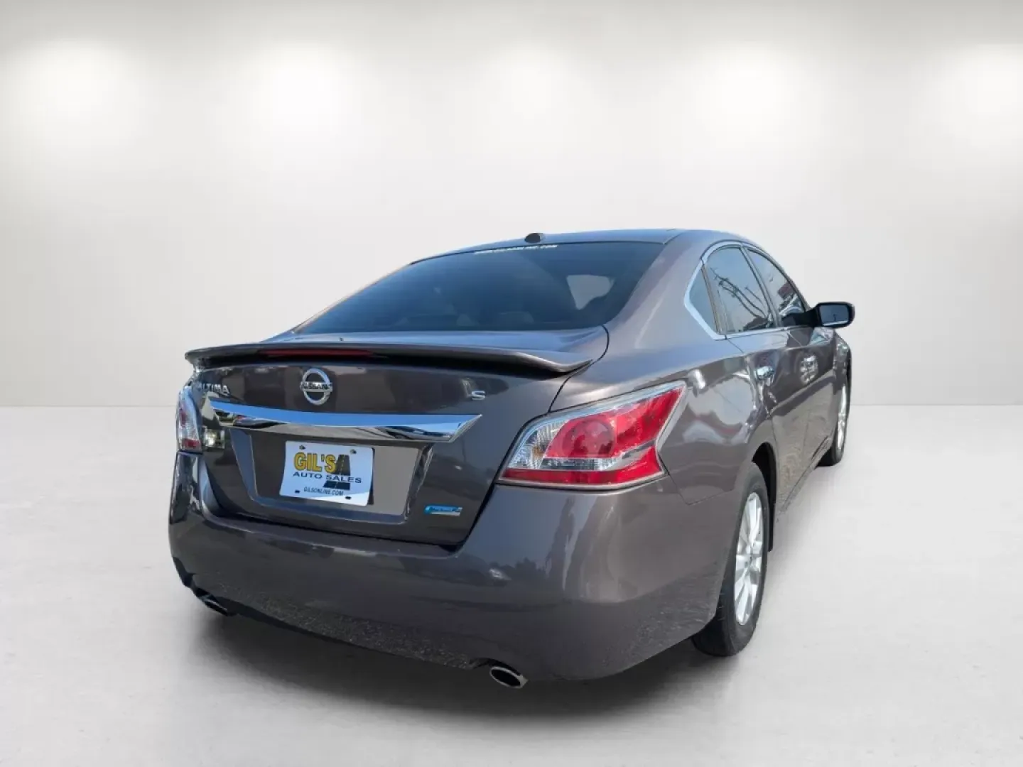 2014 /Beige Nissan Altima 2.5 S (1N4AL3AP0EC) with an Other engine, located at 521 Old Farm Lane Rd, Prattville, AL, 36066, (334) 325-1505, 32.482460, -86.416367 - Are you looking for a reliable sedan that seamlessly fits into your busy lifestyle? Look no further than this 2014 Nissan Altima 2.5 S, perfectly suited for daily commutes, family outings, or weekend adventures around Phenix City. Whether you're navigating busy streets or embarking on long drives, t - Photo#4