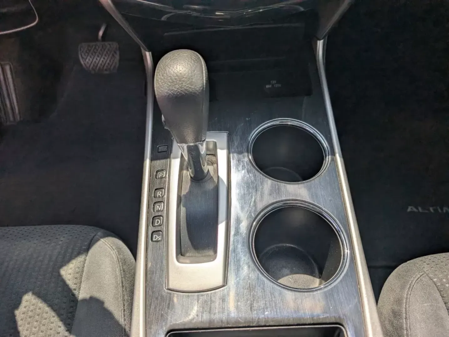 2014 /Charcoal Nissan Altima 2.5 S (1N4AL3AP9EN) with an Other engine, located at 804 22nd Ave, Phenix City, AL, 36870, (334) 297-1860, 32.484749, -85.024475 - **Embrace the Journey with the 2014 Nissan Altima 2.5 S Perfect for Everyday Adventures!**<br /> <br /> Looking for a reliable vehicle that fits seamlessly into your busy lifestyle? The 2014 Nissan Altima 2.5 S is your ideal companion for daily commutes, weekend road trips, and everything in betwee - Photo#13