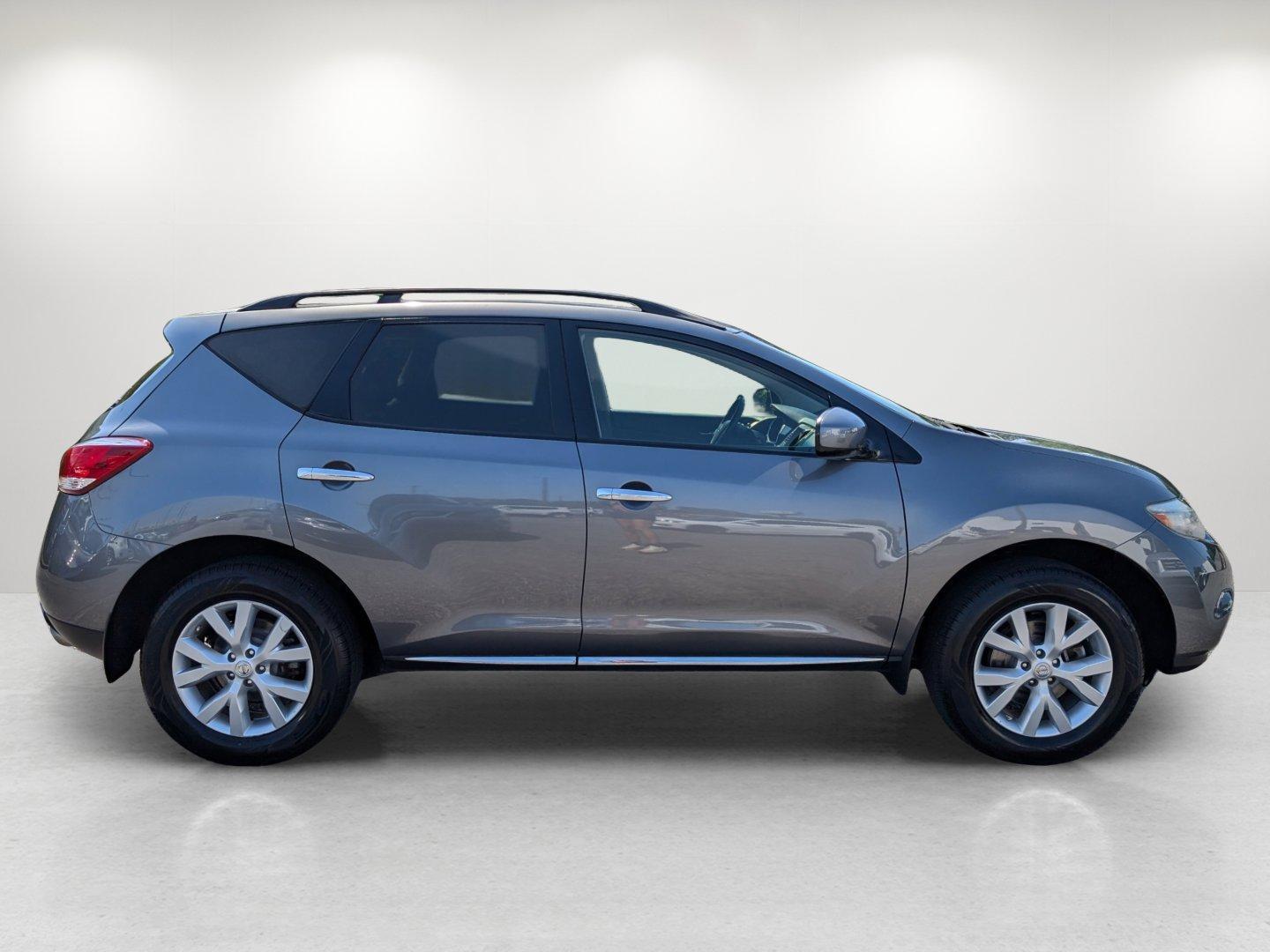 2014 /Black Nissan Murano SV (JN8AZ1MU8EW) with an Regular Unleaded V-6 3.5 L/213 engine, 1-Speed CVT w/OD transmission, located at 804 22nd Ave, Phenix City, AL, 36870, (334) 297-1860, 32.484749, -85.024475 - 2014 Nissan Murano SV - Photo#3