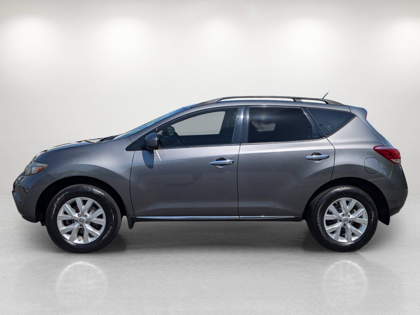 2014 /Black Nissan Murano SV (JN8AZ1MU8EW) with an Regular Unleaded V-6 3.5 L/213 engine, 1-Speed CVT w/OD transmission, located at 1430 Gateway Drive, Opelika, AL, 36801, (334) 239-0944, 32.637871, -85.409790 - 2014 Nissan Murano SV - Photo#7