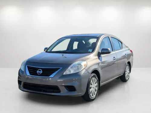 2014 Nissan Versa SV
