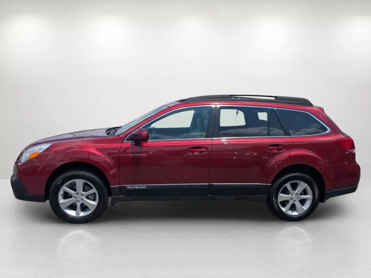 2014 /Warm Ivory Subaru Outback 2.5i Limited (4S4BRCLC1E3) with an Other engine, located at 5115 14th Ave., Columbus, GA, 31904, (706) 323-0345, 32.511494, -84.971046 - **Adventure Awaits with the 2014 Subaru Outback 2.5i Limited Perfect for Your Next Road Trip!**<br /> <br /> If you're ready to elevate your family outings or embark on thrilling weekend adventures, the 2014 Subaru Outback 2.5i Limited is the vehicle for you. This versatile sport utility vehicle co - Photo#7