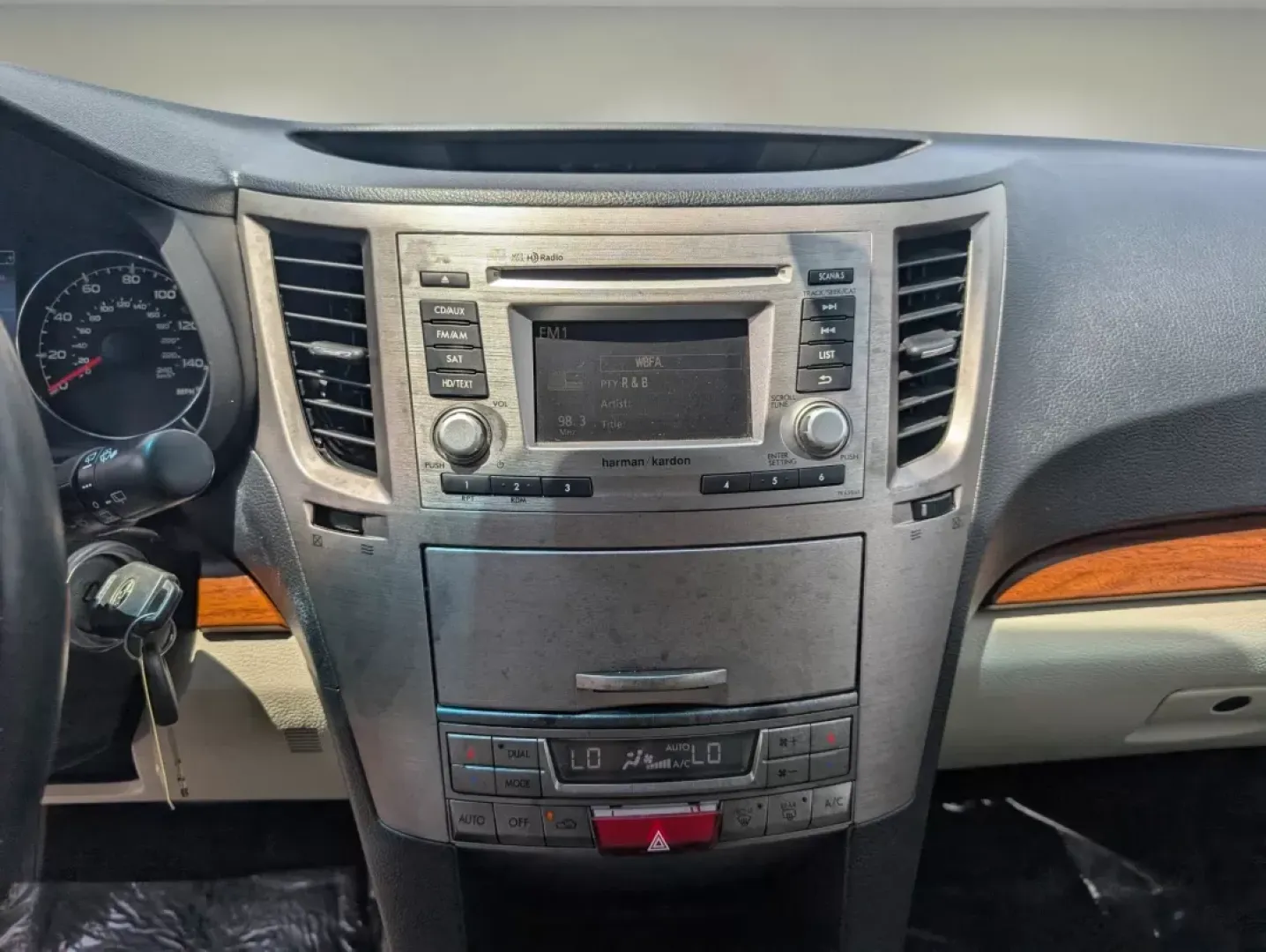 2014 /Warm Ivory Subaru Outback 2.5i Limited (4S4BRCLC1E3) with an Other engine, located at 5115 14th Ave., Columbus, GA, 31904, (706) 323-0345, 32.511494, -84.971046 - **Adventure Awaits with the 2014 Subaru Outback 2.5i Limited Perfect for Your Next Road Trip!**<br /> <br /> If you're ready to elevate your family outings or embark on thrilling weekend adventures, the 2014 Subaru Outback 2.5i Limited is the vehicle for you. This versatile sport utility vehicle co - Photo#14