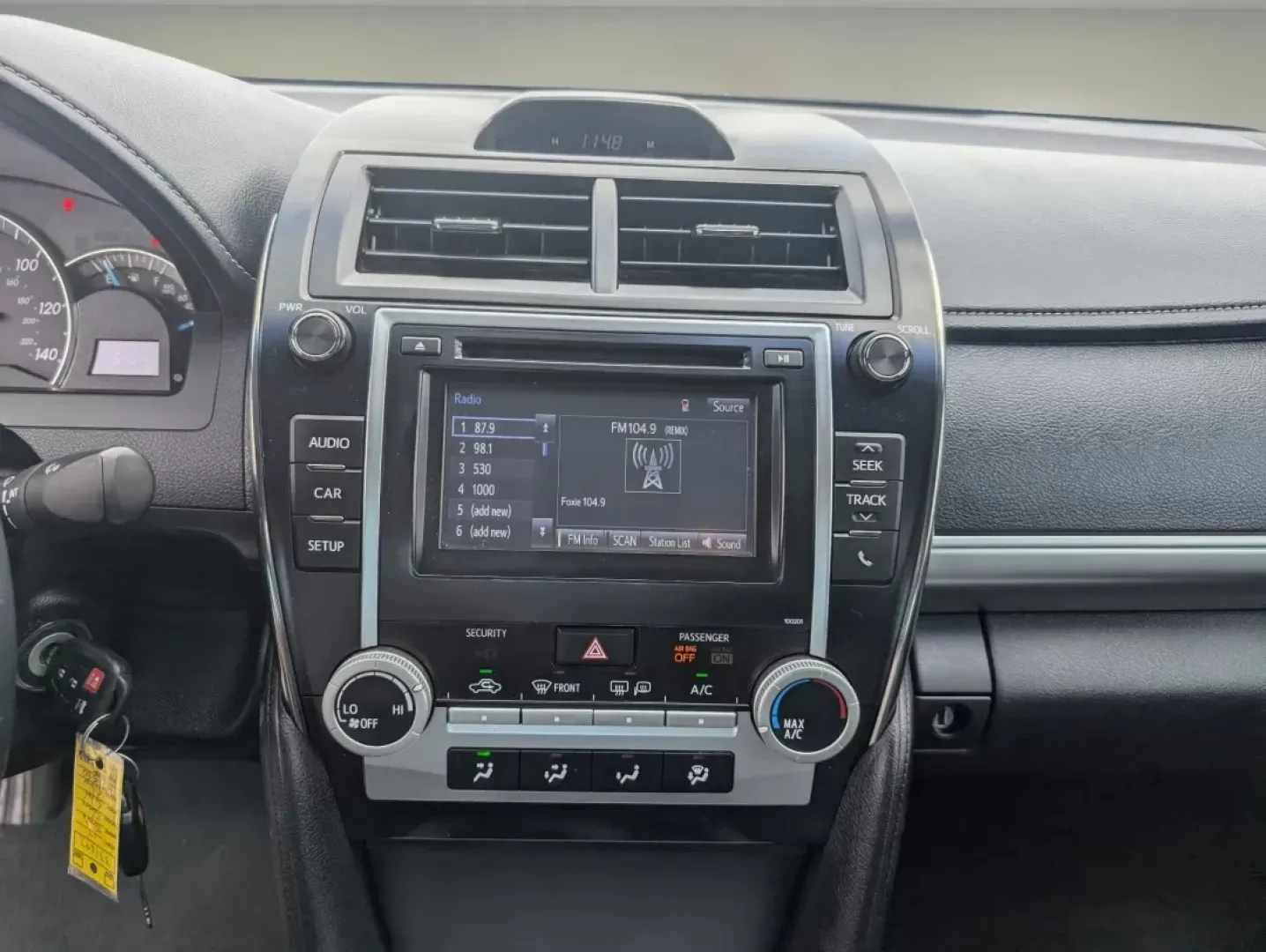 2014 Toyota Camry SE (4T1BF1FK7EU) with an Other engine, located at 7000 Northlake Connector, Columbus, GA, 31904, (706) 987-8085, 32.524975, -84.978134 - Looking for a reliable vehicle that offers comfort and efficiency for your daily commute or family trips? Look no further than this 2014 Toyota Camry, now available at Gils Auto in Phenix City, AL. As a trusted Buy Here Pay Here dealership, we specialize in providing second chance auto financing opt - Photo#14