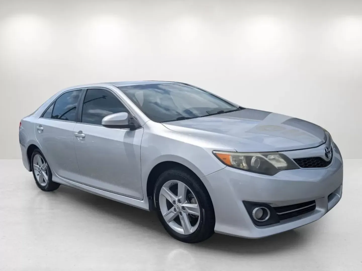 2014 Toyota Camry SE (4T1BF1FK7EU) with an Other engine, located at 521 Old Farm Lane Rd, Prattville, AL, 36066, (334) 325-1505, 32.482460, -86.416367 - 2014 Toyota Camry SE - Photo#2
