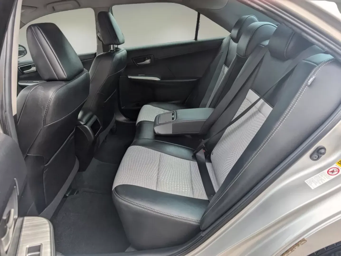 2014 Toyota Camry SE (4T1BF1FK7EU) with an Other engine, located at 521 Old Farm Lane Rd, Prattville, AL, 36066, (334) 325-1505, 32.482460, -86.416367 - 2014 Toyota Camry SE - Photo#10