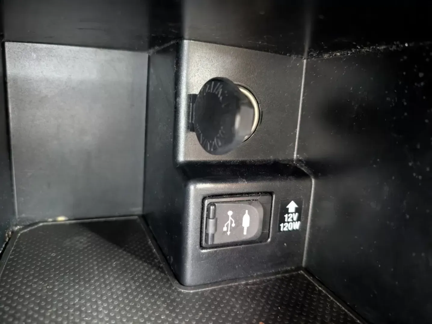 2014 Toyota Camry L (4T4BF1FK0ER) with an Other engine, located at 1430 Gateway Drive, Opelika, AL, 36801, (334) 239-0944, 32.637871, -85.409790 - **Discover Your Next Adventure with the 2014 Toyota Camry at Gils Auto - Phenix City!**<br /> <br /> Are you ready to elevate your daily commute or family road trips? The 2014 Toyota Camry is the perfect companion for anyone seeking comfort, reliability, and modern technology. Whether you're navigat - Photo#12