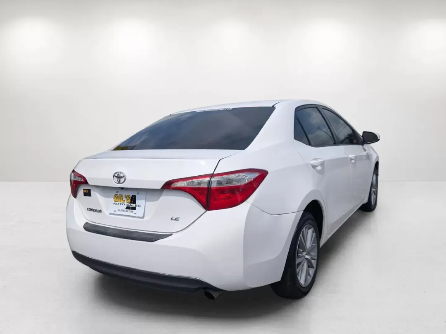 2014 Toyota Corolla LE (5YFBURHE5EP) with an Other engine, located at 3959 U.S. 80 W, Phenix City, AL, 36870, (334) 297-4885, 32.469296, -85.135185 - Are you looking for a reliable sedan that can handle your daily commute while also being perfect for family outings? Look no further than the 2014 Toyota Corolla LE, available now at Gils Auto in Phenix City, AL. This vehicle is not just a means of transport; it's an integral part of your lifestyle, - Photo#4