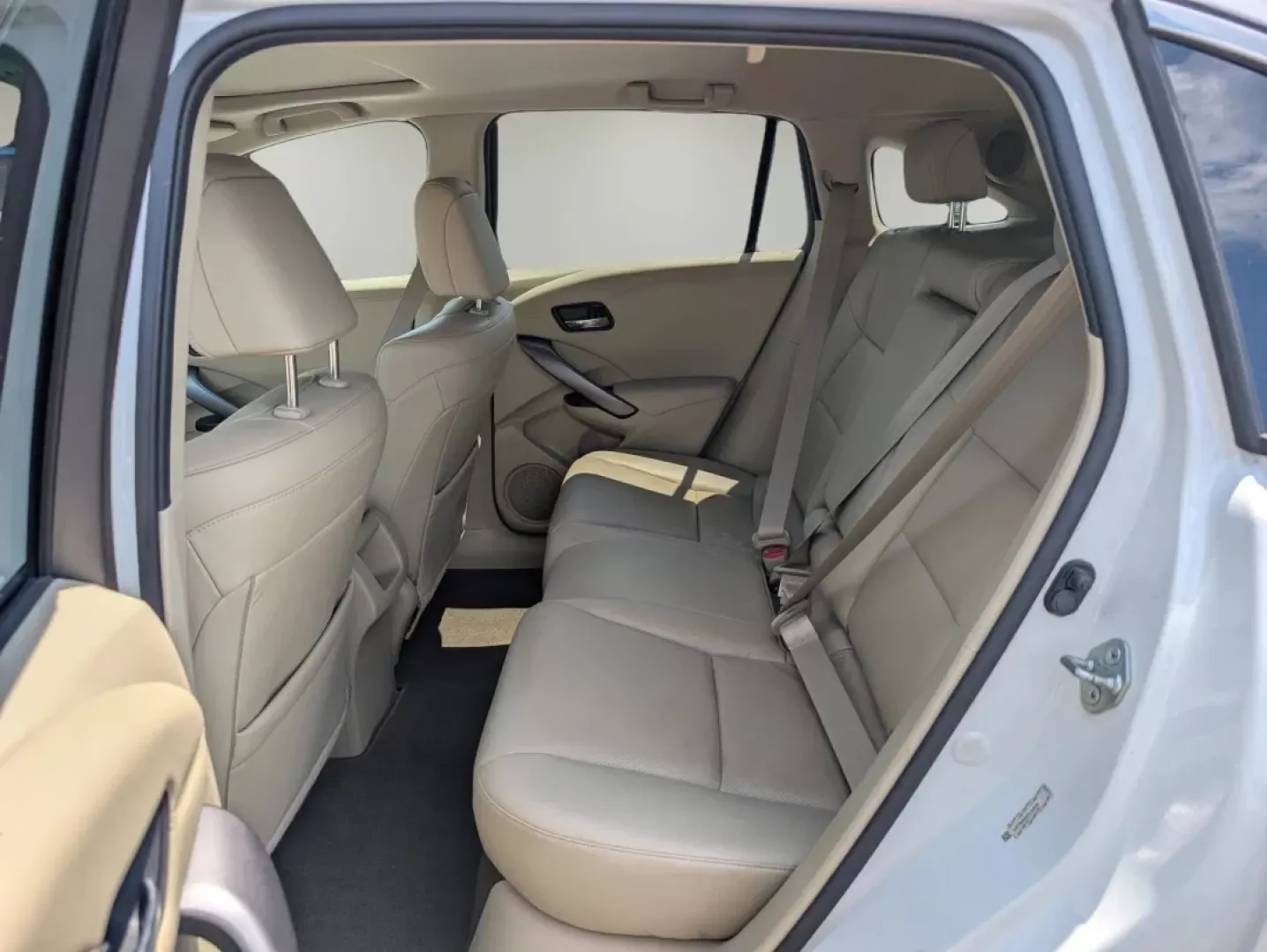 2015 Acura RDX Tech Pkg (5J8TB3H5XFL) with an Other engine, located at 5115 14th Ave., Columbus, GA, 31904, (706) 323-0345, 32.511494, -84.971046 - **Elevate Your Journeys with the 2015 Acura RDX: A Perfect Blend of Luxury and Utility**<br /> <br /> If you're looking for a vehicle that seamlessly enhances your day-to-day life while providing the comfort and performance you deserve, the 2015 Acura RDX is your ideal match. Whether you're a busy c - Photo#10