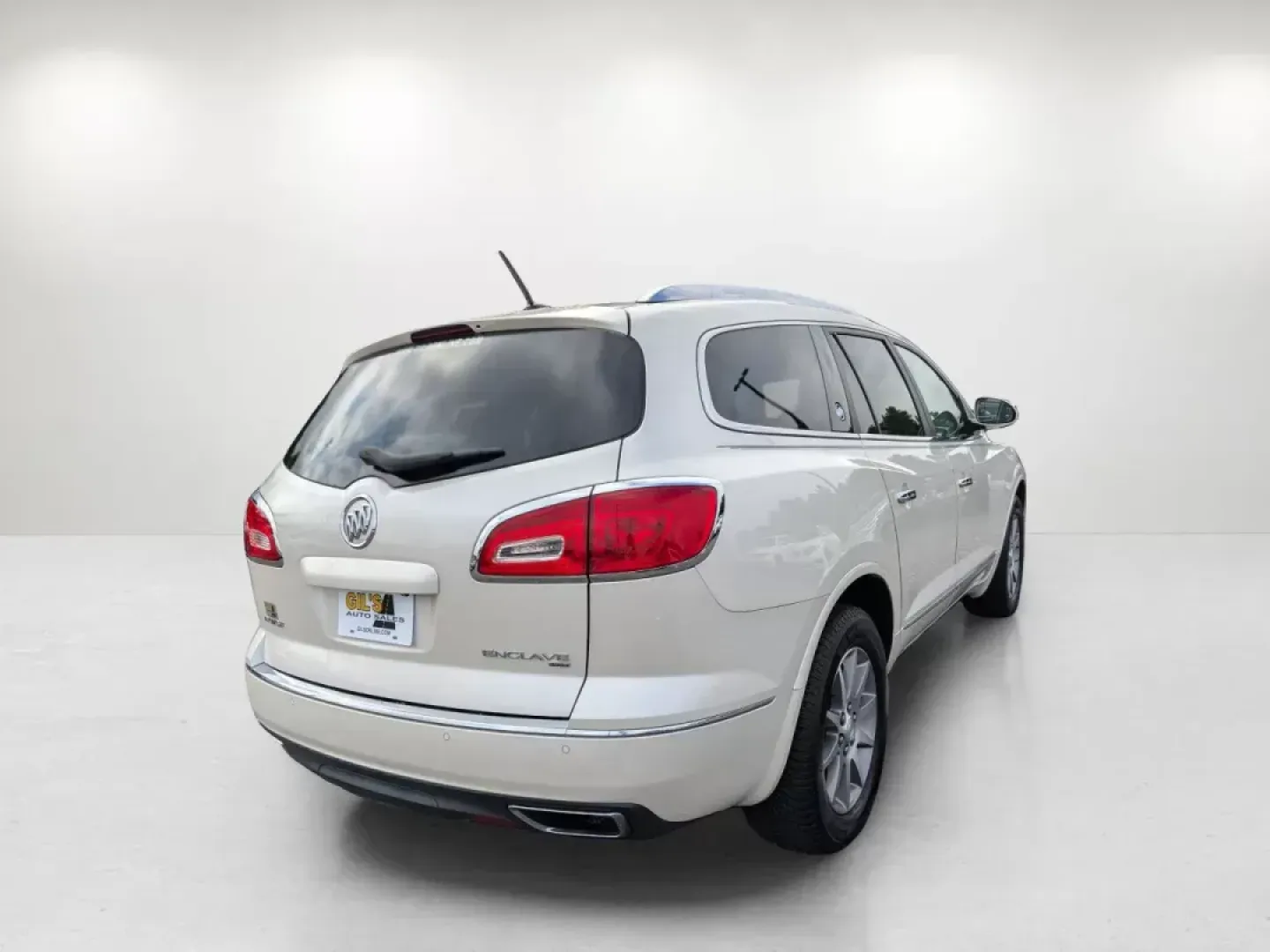 2015 /Light Titanium Buick Enclave Leather (5GAKVBKD7FJ) with an Other engine, located at 5115 14th Ave., Columbus, GA, 31904, (706) 323-0345, 32.511494, -84.971046 - **Adventure Awaits: Experience the 2015 Buick Enclave at Gils Auto - Columbus**<br /> <br /> If you're searching for a versatile and spacious SUV that fits seamlessly into your lifestyle-whether it's family road trips, daily commutes, or weekend getaways-the 2015 Buick Enclave is the perfect match. - Photo#4