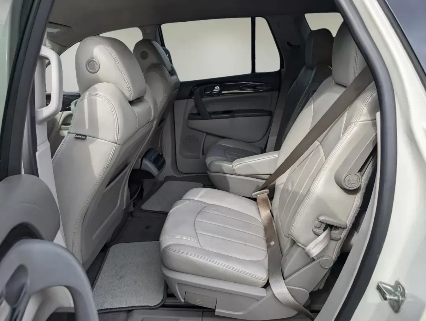 2015 /Light Titanium Buick Enclave Leather (5GAKVBKD7FJ) with an Other engine, located at 5115 14th Ave., Columbus, GA, 31904, (706) 323-0345, 32.511494, -84.971046 - **Adventure Awaits: Experience the 2015 Buick Enclave at Gils Auto - Columbus**<br /> <br /> If you're searching for a versatile and spacious SUV that fits seamlessly into your lifestyle-whether it's family road trips, daily commutes, or weekend getaways-the 2015 Buick Enclave is the perfect match. - Photo#10