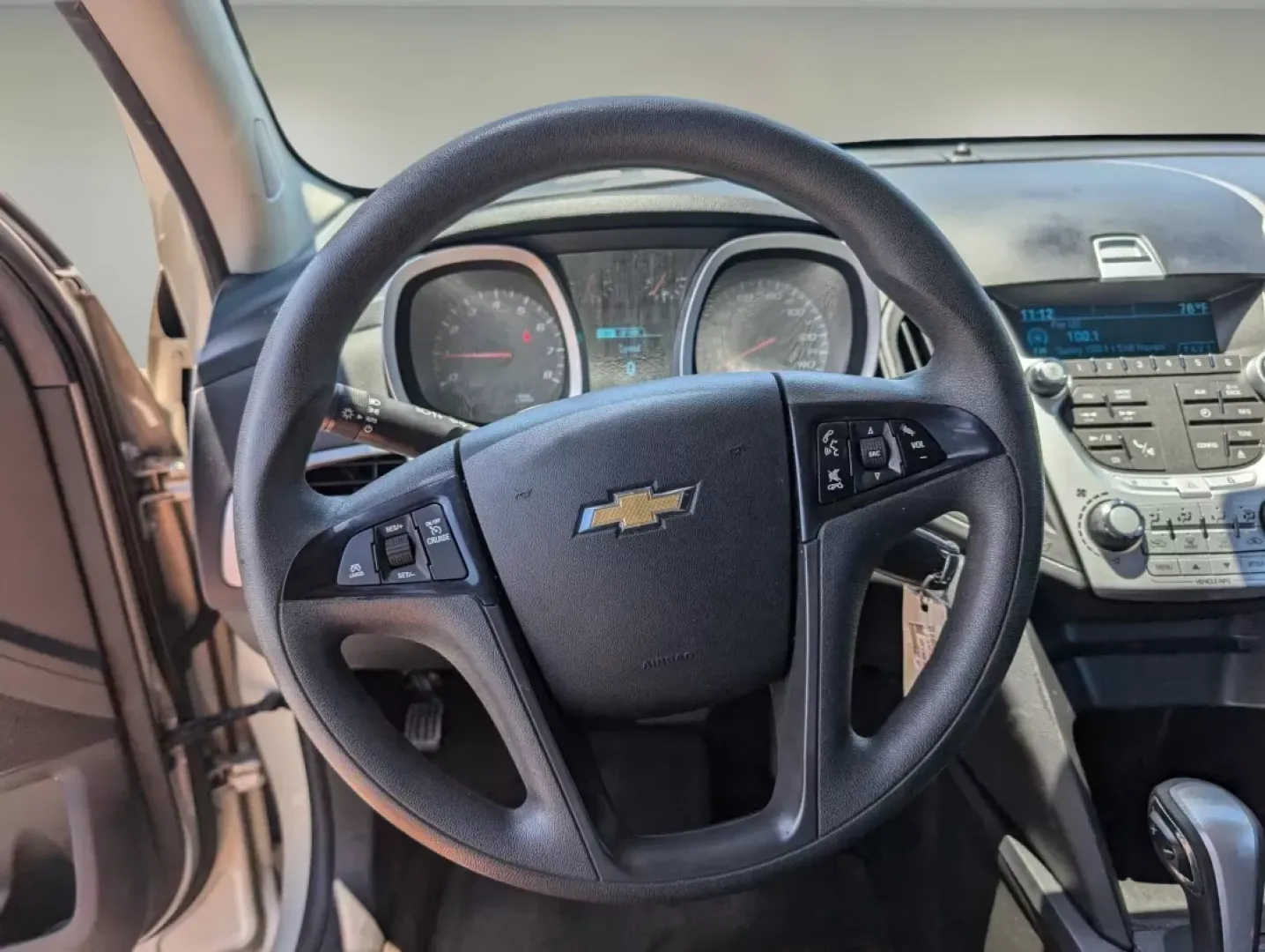 2015 /Jet Black Chevrolet Equinox LS (2GNALAEK6F1) with an Other engine, located at 521 Old Farm Lane Rd, Prattville, AL, 36066, (334) 325-1505, 32.482460, -86.416367 - **Discover Your Ideal SUV: 2015 Chevrolet Equinox LS at Gils Auto in Phenix City, AL**<br /> <br /> Imagine hitting the open road with your family, embarking on weekend adventures, or simply enjoying stress-free commutes in a vehicle designed for comfort and reliability. The 2015 Chevrolet Equinox L - Photo#15