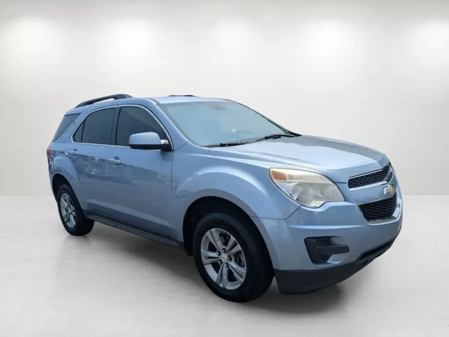 2015 /Jet Black Chevrolet Equinox LT (2GNALBEK4F6) with an Gas/Ethanol I4 2.4/145 engine, 6-Speed Automatic transmission, located at 5115 14th Ave., Columbus, GA, 31904, (706) 323-0345, 32.511494, -84.971046 - **Discover Your Next Adventure with the 2015 Chevrolet Equinox LT at Gils Auto Columbus, GA!**<br /> <br /> Are you ready to embark on your next family road trip or weekend adventure? The 2015 Chevrolet Equinox LT is the perfect SUV for those who cherish both comfort and capability. With its spacio - Photo#2