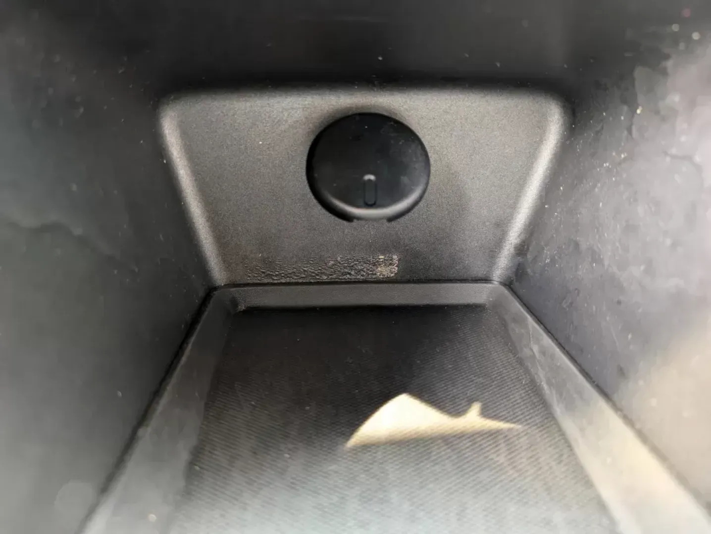 2015 /Jet Black Chevrolet Equinox LT (2GNALBEK4F6) with an Gas/Ethanol I4 2.4/145 engine, 6-Speed Automatic transmission, located at 5115 14th Ave., Columbus, GA, 31904, (706) 323-0345, 32.511494, -84.971046 - **Discover Your Next Adventure with the 2015 Chevrolet Equinox LT at Gils Auto Columbus, GA!**<br /> <br /> Are you ready to embark on your next family road trip or weekend adventure? The 2015 Chevrolet Equinox LT is the perfect SUV for those who cherish both comfort and capability. With its spacio - Photo#12