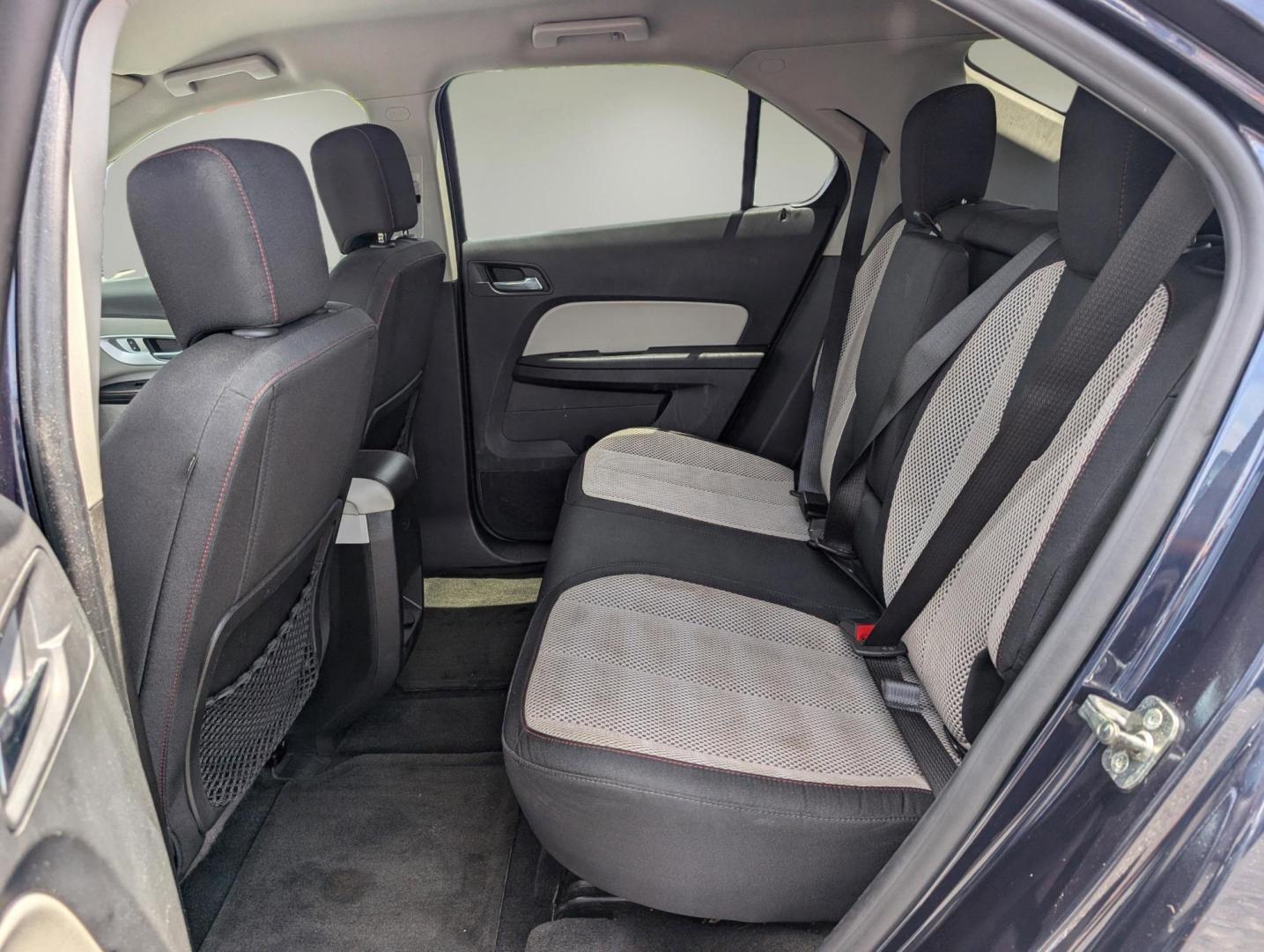 2015 /Light Titanium/Jet Black Chevrolet Equinox LT (2GNALBEK4F1) with an Gas I4 2.4/145 engine, 6-Speed Automatic transmission, located at 3959 U.S. 80 W, Phenix City, AL, 36870, (334) 297-4885, 32.469296, -85.135185 - 2015 Chevrolet Equinox LT - Photo#11