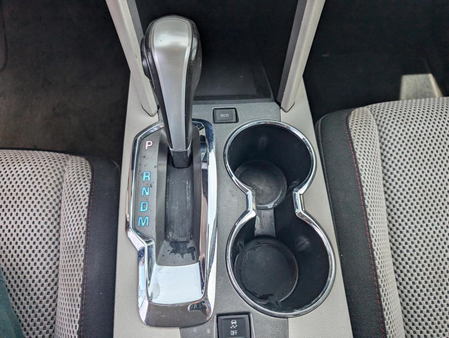 2015 /Light Titanium/Jet Black Chevrolet Equinox LT (2GNALBEK4F1) with an Gas I4 2.4/145 engine, 6-Speed Automatic transmission, located at 3959 U.S. 80 W, Phenix City, AL, 36870, (334) 297-4885, 32.469296, -85.135185 - 2015 Chevrolet Equinox LT - Photo#13