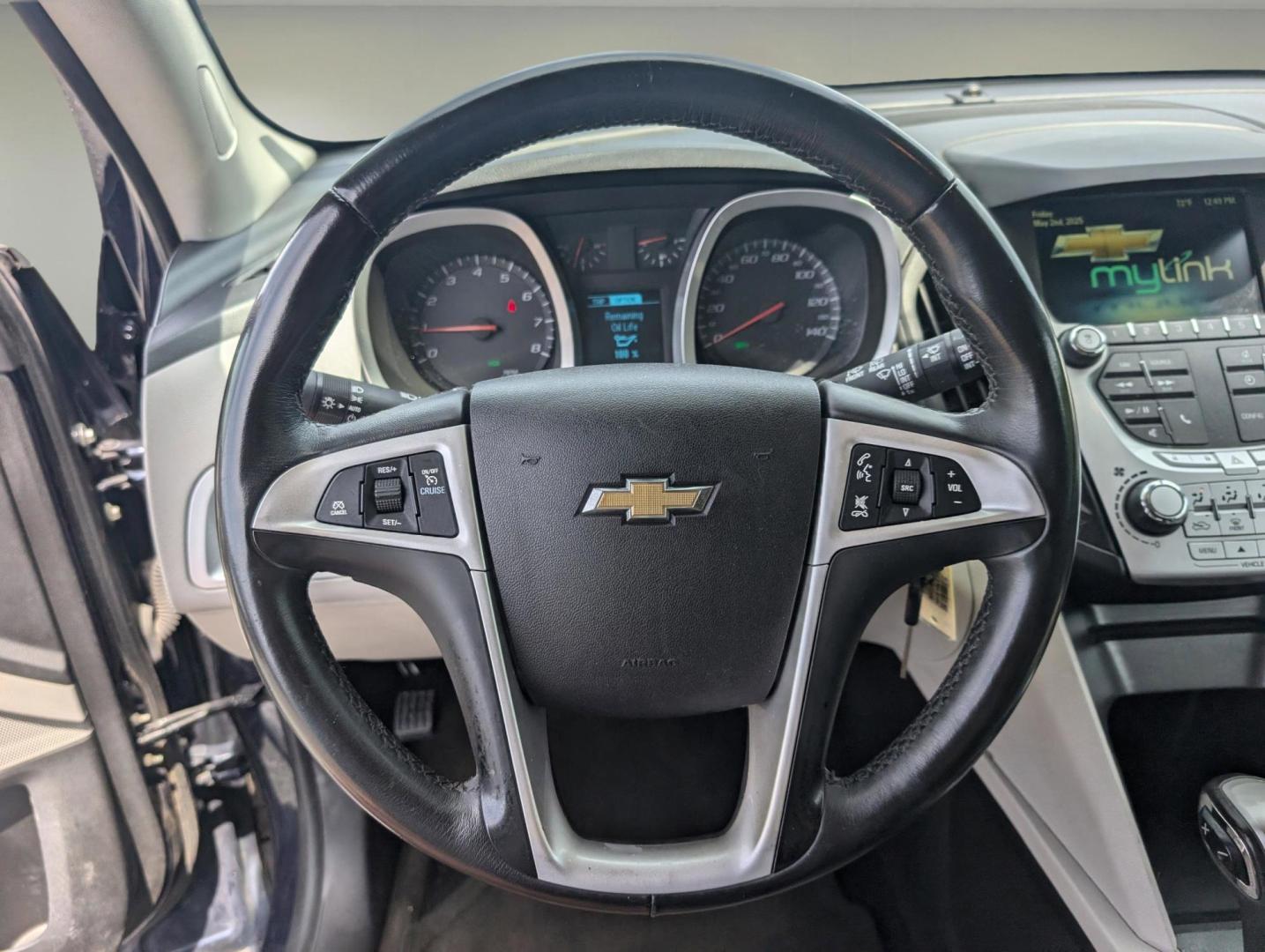 2015 /Light Titanium/Jet Black Chevrolet Equinox LT (2GNALBEK4F1) with an Gas I4 2.4/145 engine, 6-Speed Automatic transmission, located at 3959 U.S. 80 W, Phenix City, AL, 36870, (334) 297-4885, 32.469296, -85.135185 - 2015 Chevrolet Equinox LT - Photo#16