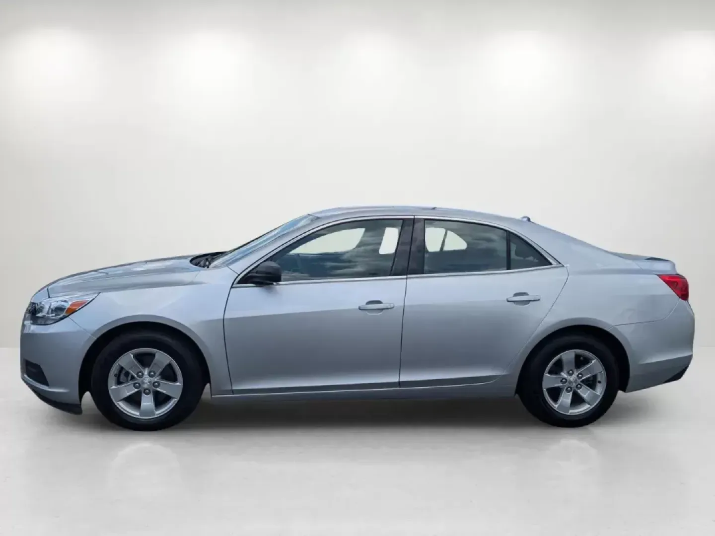 2015 /Jet Black/Titanium Chevrolet Malibu LS (1G11A5SL8FU) with an Gas I4 2.5L/150 engine, 6-Speed Automatic transmission, located at 3959 U.S. 80 W, Phenix City, AL, 36870, (334) 297-4885, 32.469296, -85.135185 - 2015 Chevrolet Malibu LS - Photo#8