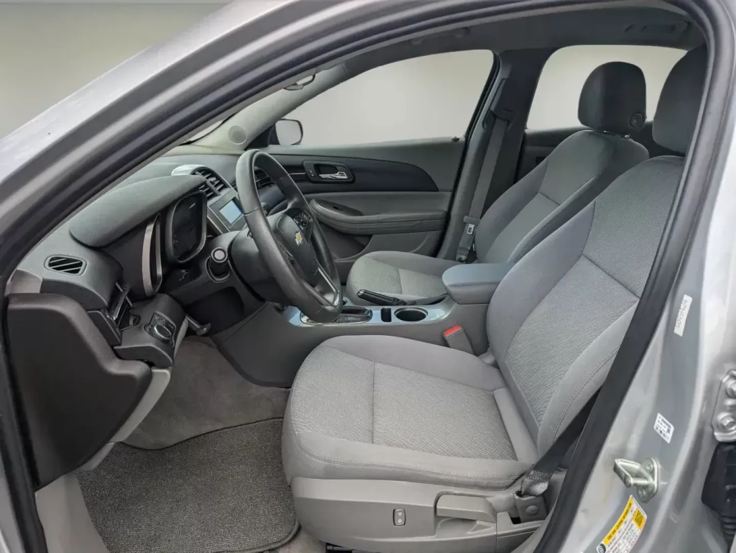 2015 /Jet Black/Titanium Chevrolet Malibu LS (1G11A5SL8FU) with an Gas I4 2.5L/150 engine, 6-Speed Automatic transmission, located at 3959 U.S. 80 W, Phenix City, AL, 36870, (334) 297-4885, 32.469296, -85.135185 - 2015 Chevrolet Malibu LS - Photo#10