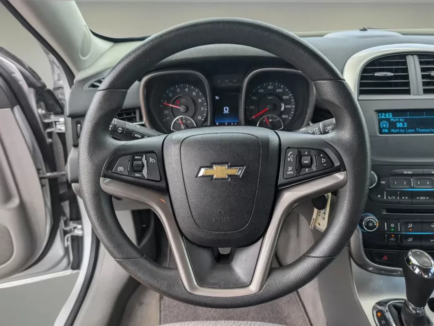 2015 /Jet Black/Titanium Chevrolet Malibu LS (1G11A5SL8FU) with an Gas I4 2.5L/150 engine, 6-Speed Automatic transmission, located at 3959 U.S. 80 W, Phenix City, AL, 36870, (334) 297-4885, 32.469296, -85.135185 - 2015 Chevrolet Malibu LS - Photo#16