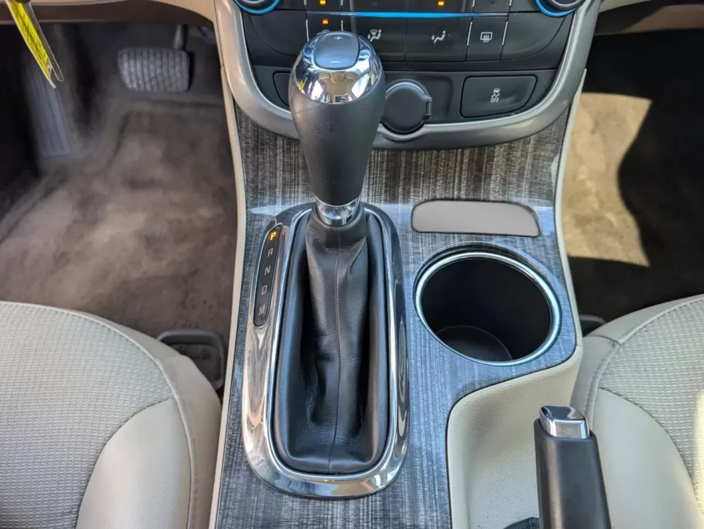 2015 /Cocoa/Light Neutral Chevrolet Malibu LT (1G11C5SLXFF) with an Other engine, located at 804 22nd Ave, Phenix City, AL, 36870, (334) 297-1860, 32.484749, -85.024475 - Experience the perfect blend of comfort, efficiency, and style with the 2015 Chevrolet Malibu LT, available now at Gils Auto in Phenix City, AL. This versatile sedan is ideal for anyone looking to enhance their daily commute, family outings, or weekend adventures without breaking the bank. With a re - Photo#14