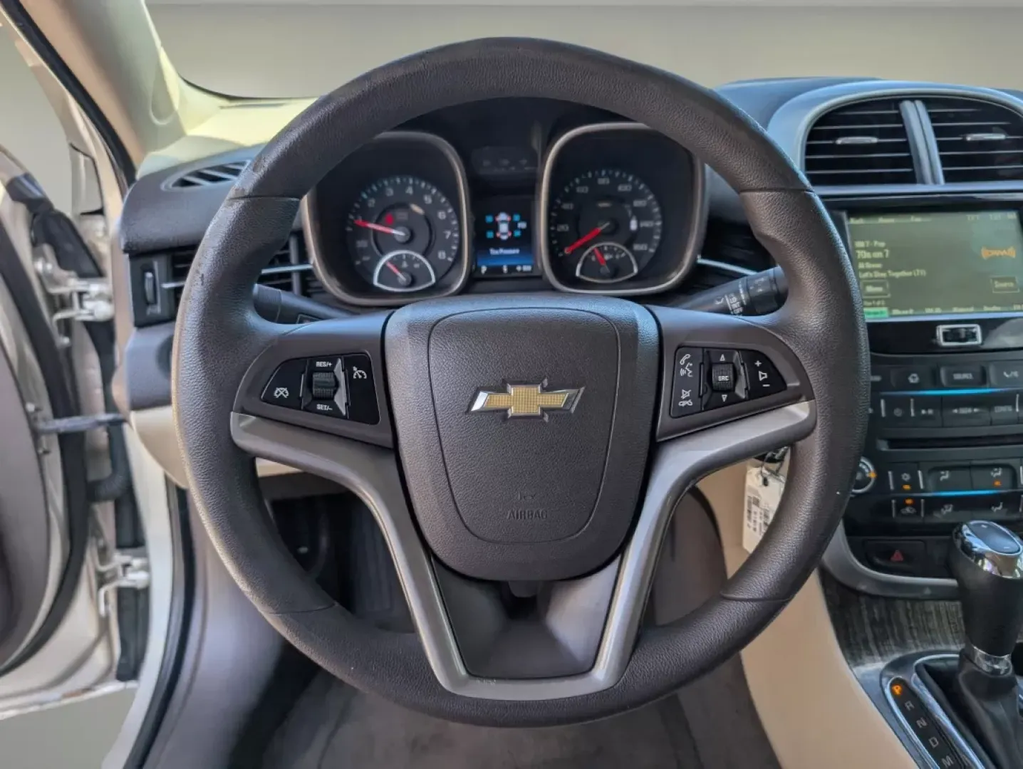 2015 /Cocoa/Light Neutral Chevrolet Malibu LT (1G11C5SLXFF) with an Other engine, located at 804 22nd Ave, Phenix City, AL, 36870, (334) 297-1860, 32.484749, -85.024475 - Experience the perfect blend of comfort, efficiency, and style with the 2015 Chevrolet Malibu LT, available now at Gils Auto in Phenix City, AL. This versatile sedan is ideal for anyone looking to enhance their daily commute, family outings, or weekend adventures without breaking the bank. With a re - Photo#15