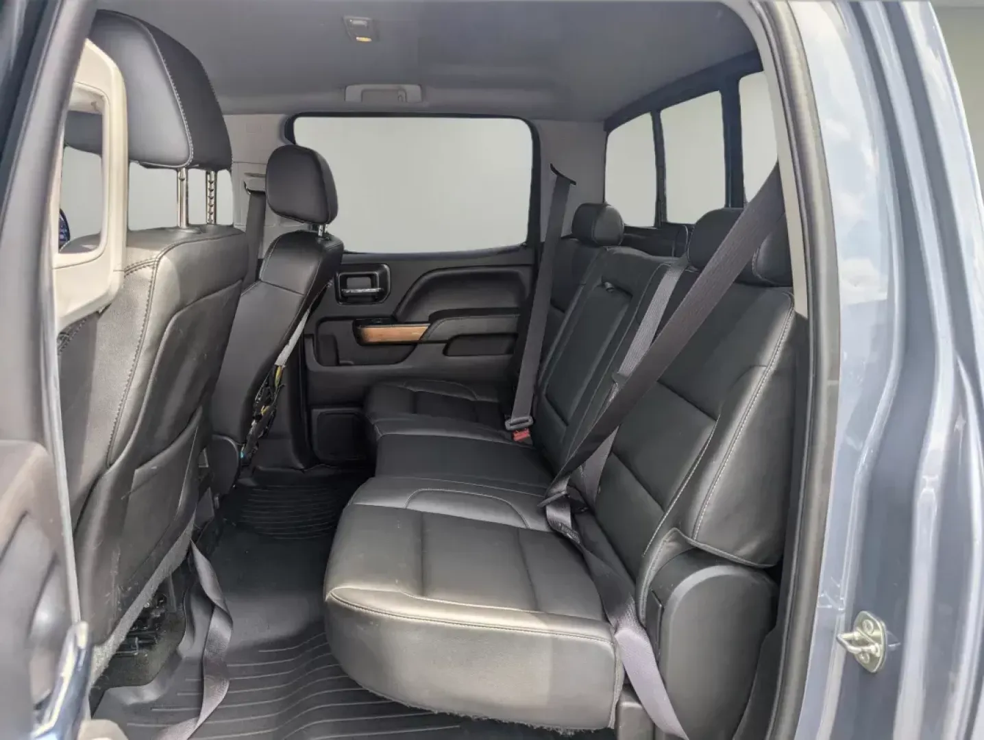 2015 /Jet Black Chevrolet Silverado 1500 LTZ (1GCUKSEC0FF) with an Gas V8 5.3L/325 engine, 6-Speed Automatic transmission, located at 804 22nd Ave, Phenix City, AL, 36870, (334) 297-1860, 32.484749, -85.024475 - 2015 Chevrolet Silverado 1500 LTZ - Photo#11