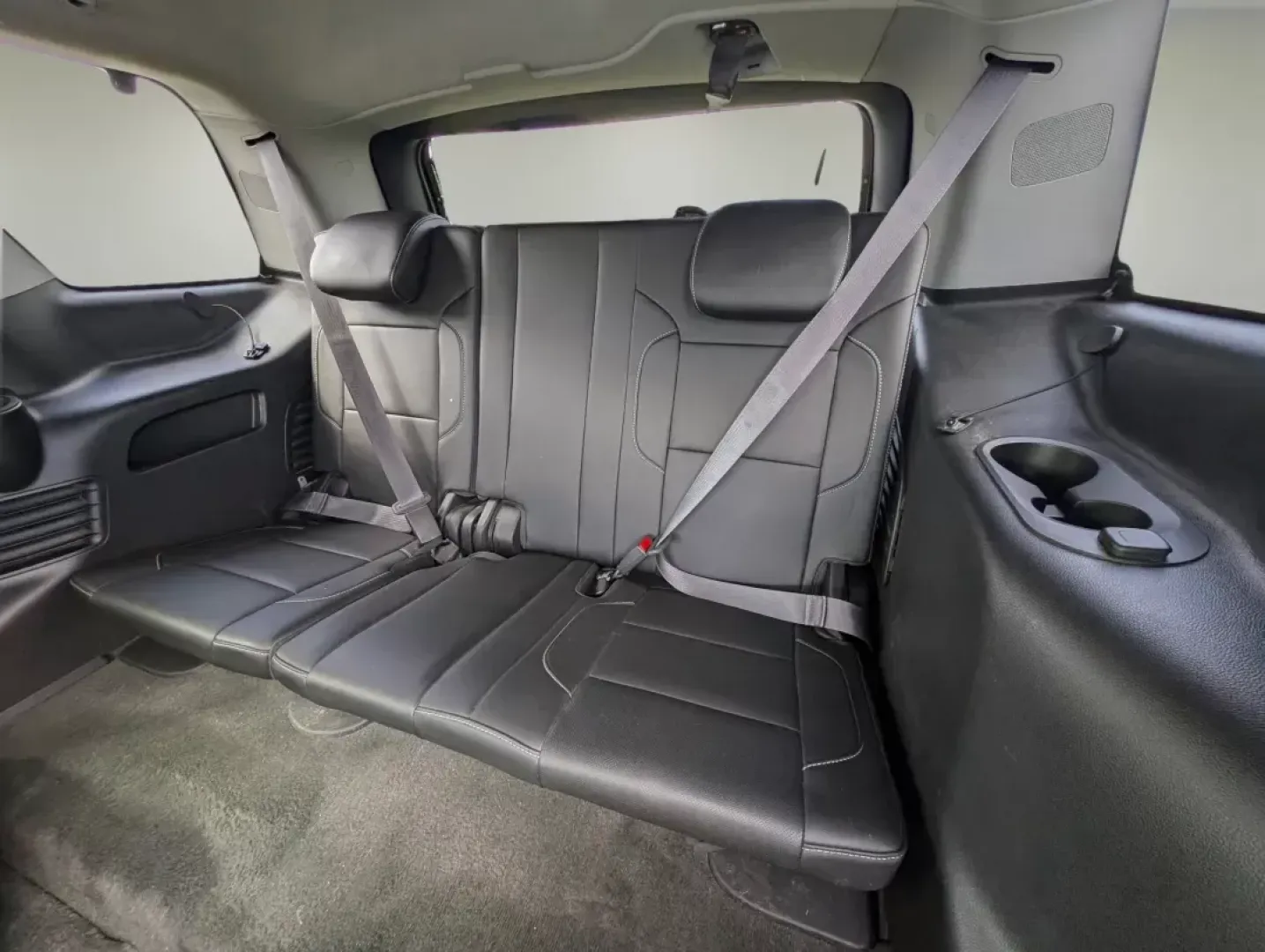 2015 /Jet Black Chevrolet Tahoe LTZ (1GNSKCKC7FR) with an Gas/Ethanol V8 5.3L/ engine, 6-Speed Automatic transmission, located at 3959 U.S. 80 W, Phenix City, AL, 36870, (334) 297-4885, 32.469296, -85.135185 - 2015 Chevrolet Tahoe LTZ - Photo#11
