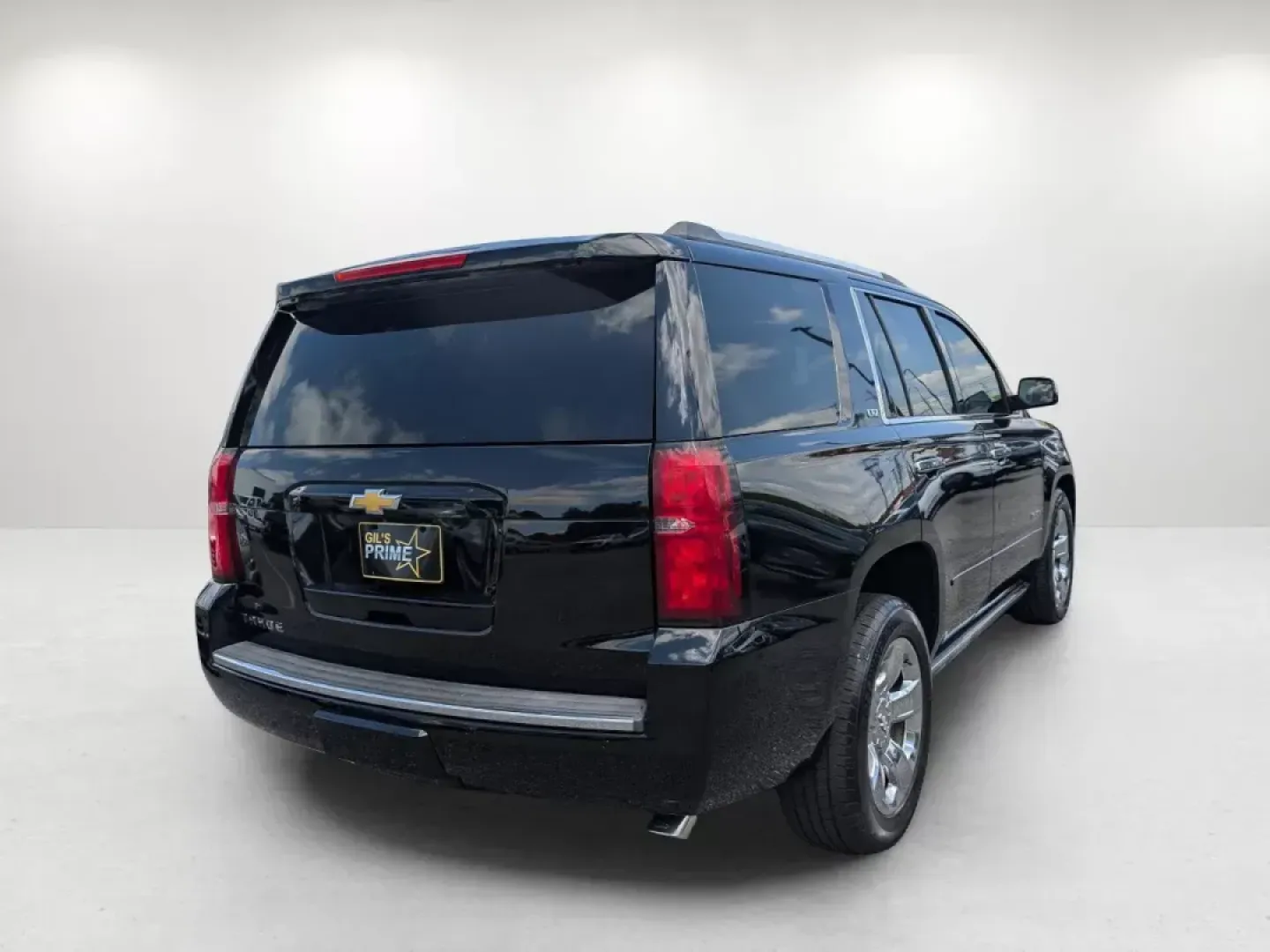 2015 /Jet Black Chevrolet Tahoe LTZ (1GNSCCKC1FR) with an Gas/Ethanol V8 5.3L/ engine, 6-Speed Automatic transmission, located at 1430 Gateway Drive, Opelika, AL, 36801, (334) 239-0944, 32.637871, -85.409790 - 2015 Chevrolet Tahoe LTZ - Photo#4