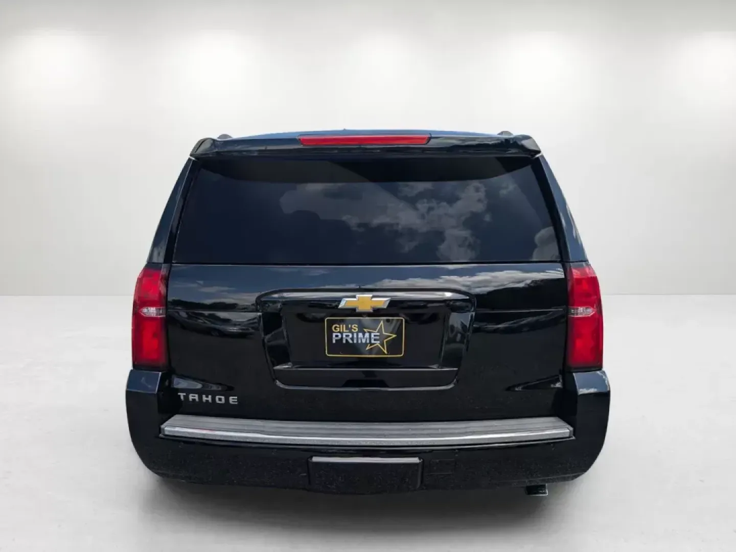 2015 /Jet Black Chevrolet Tahoe LTZ (1GNSCCKC1FR) with an Gas/Ethanol V8 5.3L/ engine, 6-Speed Automatic transmission, located at 1430 Gateway Drive, Opelika, AL, 36801, (334) 239-0944, 32.637871, -85.409790 - 2015 Chevrolet Tahoe LTZ - Photo#5