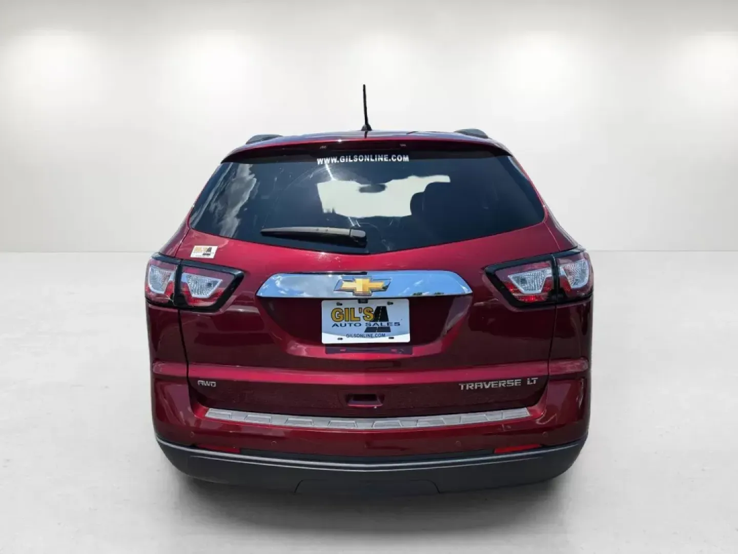 2015 /Ebony Chevrolet Traverse LT (1GNKVHKD6FJ) with an Gas V6 3.6L/217 engine, 6-Speed Automatic transmission, located at 7000 Northlake Connector, Columbus, GA, 31904, (706) 987-8085, 32.524975, -84.978134 - 2015 Chevrolet Traverse LT - Photo#5