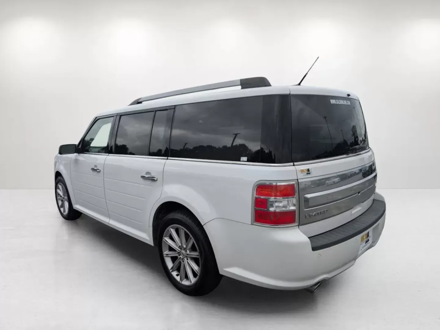 2015 Ford Flex Limited (2FMHK6D87FB) with an Other engine, located at 1430 Gateway Drive, Opelika, AL, 36801, (334) 239-0944, 32.637871, -85.409790 - **Explore the Open Road in Comfort: 2015 Ford Flex Limited AWD at Gils Auto in Phenix City, AL!**<br /> <br /> Are you looking for the perfect family vehicle that accommodates your active lifestyle while providing comfort, safety, and style? Look no further than this stunning **2015 Ford Flex Limite - Photo#6