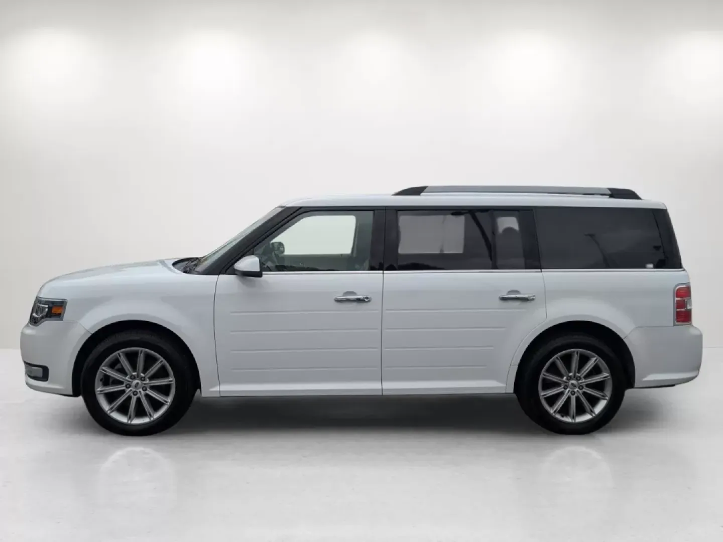 2015 Ford Flex Limited (2FMHK6D87FB) with an Other engine, located at 1430 Gateway Drive, Opelika, AL, 36801, (334) 239-0944, 32.637871, -85.409790 - **Explore the Open Road in Comfort: 2015 Ford Flex Limited AWD at Gils Auto in Phenix City, AL!**<br /> <br /> Are you looking for the perfect family vehicle that accommodates your active lifestyle while providing comfort, safety, and style? Look no further than this stunning **2015 Ford Flex Limite - Photo#7