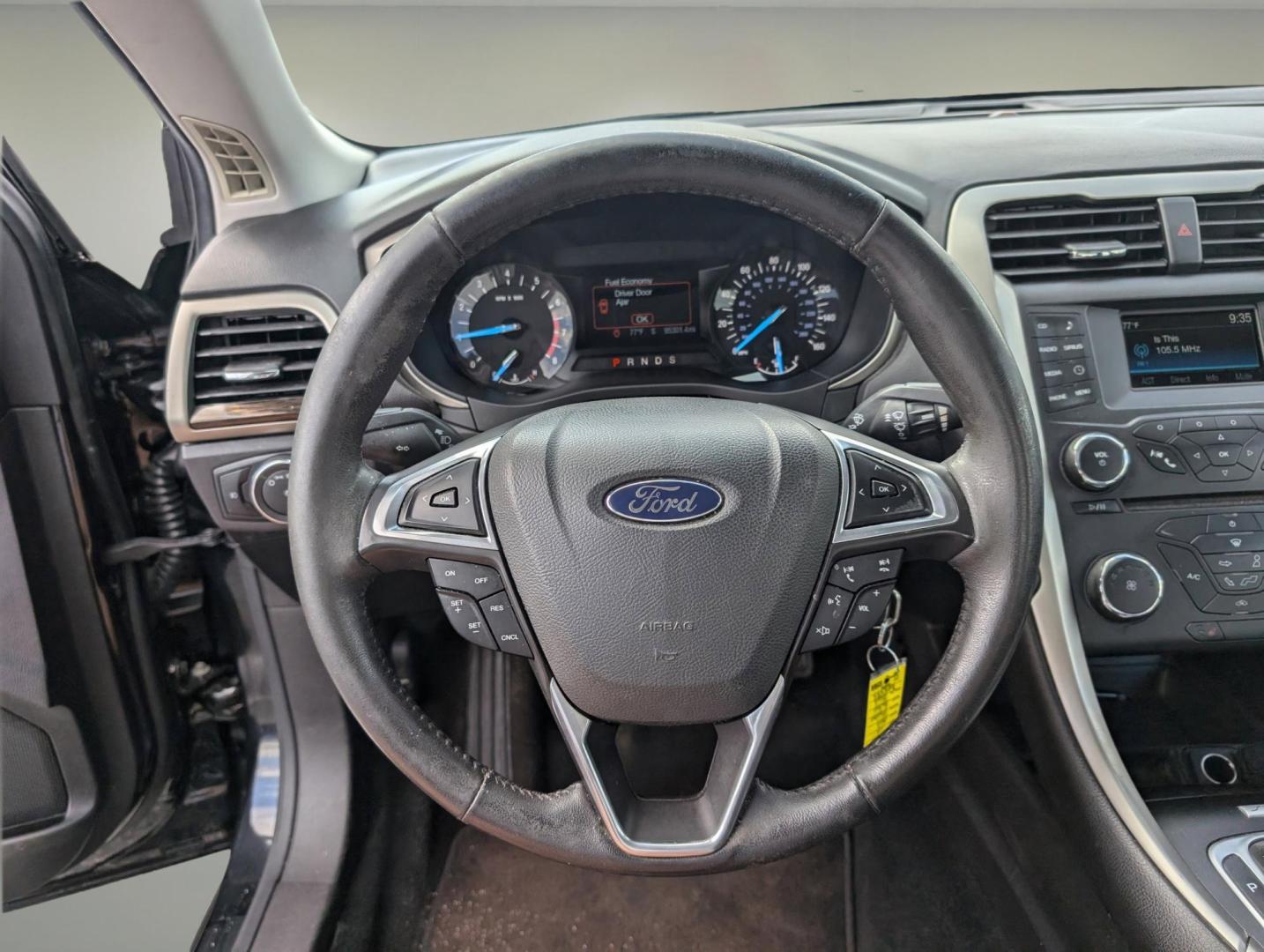 2015 Ford Fusion SE (3FA6P0HD0FR) with an Intercooled Turbo Regular Unleaded I-4 1.5 L/91 engine, located at 7000 Northlake Connector, Columbus, GA, 31904, (706) 987-8085, 32.524975, -84.978134 - 2015 Ford Fusion SE - Photo#15