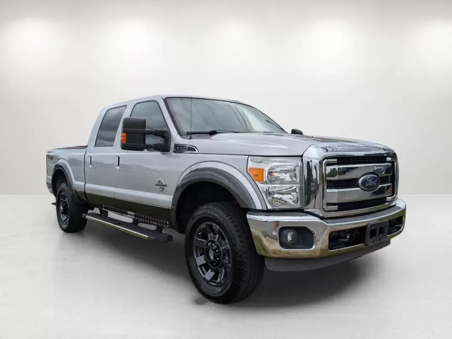 2015 Ford Super Duty F-250 SRW Lariat (1FT7W2BT5FE) with an Intercooled Turbo Diesel V-8 6.7 L/406 engine, 6-Speed Automatic w/OD transmission, located at 7000 Northlake Connector, Columbus, GA, 31904, (706) 987-8085, 32.524975, -84.978134 - 2015 Ford Super Duty F-250 SRW Lariat - Photo#5