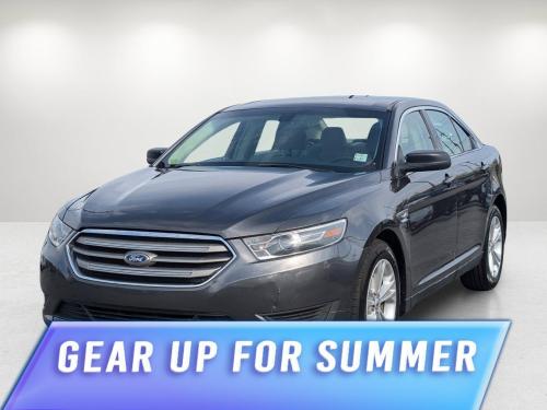 2015 Ford Taurus SE