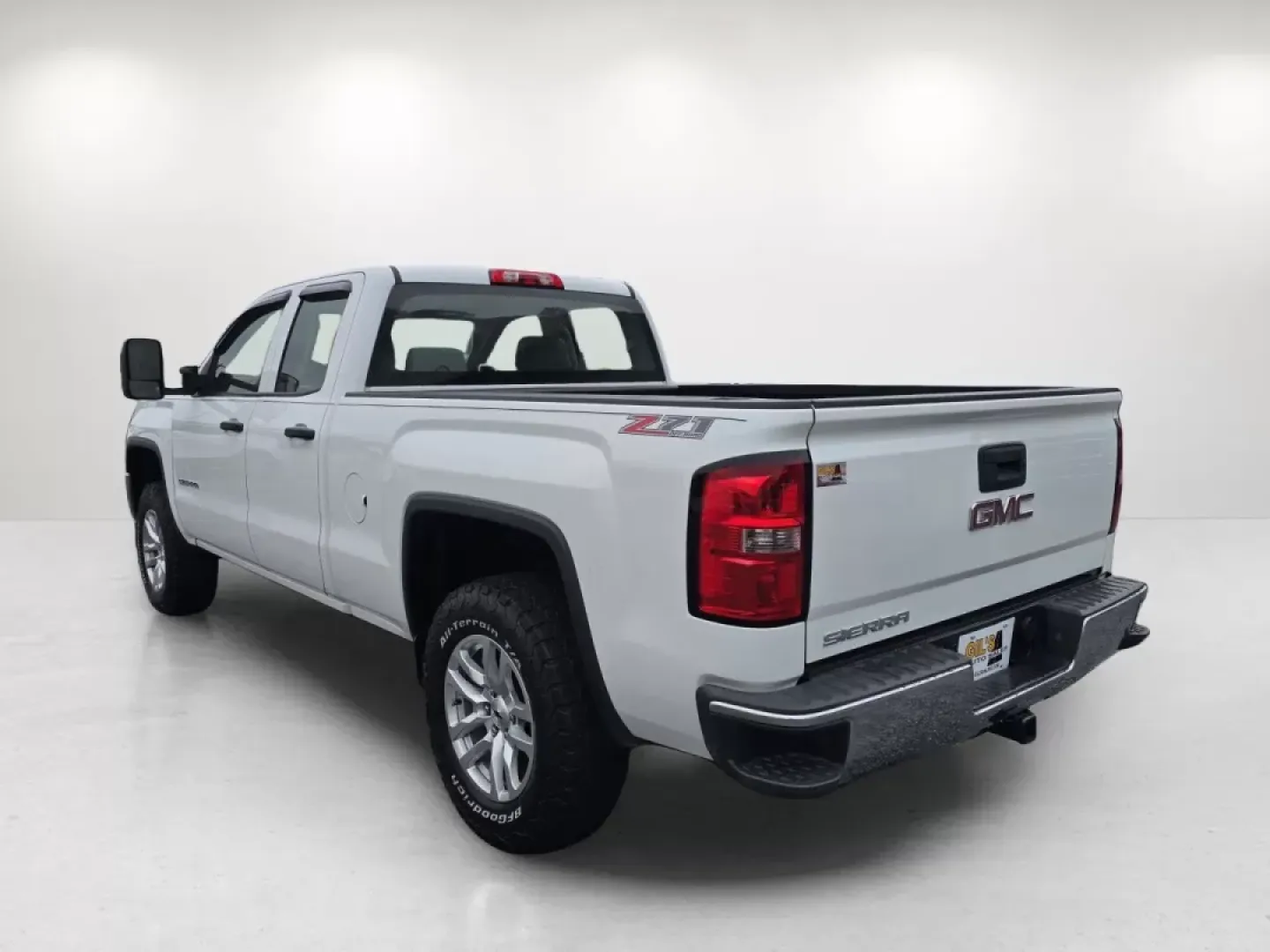 2015 /Jet Black/Dark Ash GMC Sierra 1500 (1GTR1TEC8FZ) with an Other engine, located at 3959 U.S. 80 W, Phenix City, AL, 36870, (334) 297-4885, 32.469296, -85.135185 - ### 2015 GMC Sierra 1500 Extended Cab Your Perfect Adventure Companion!<br /> <br /> Are you on the hunt for a reliable pickup that can handle your daily demands while adding a touch of style to your adventures? Look no further than this robust **2015 GMC Sierra 1500**, available now at **Gils Auto - Photo#7