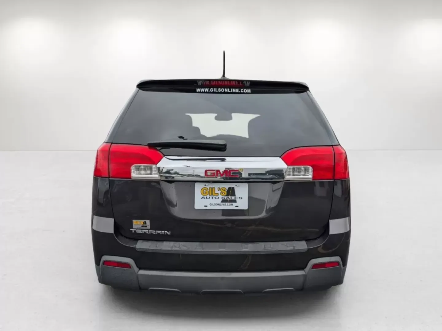 2015 /Jet Black GMC Terrain SLE (2GKALMEK4F6) with an Other engine, located at 3959 U.S. 80 W, Phenix City, AL, 36870, (334) 297-4885, 32.469296, -85.135185 - **Explore the Open Road in Style: 2015 GMC Terrain SLE Perfect for Your Next Adventure!**<br /> <br /> Imagine embarking on your next family road trip or weekend getaway in a vehicle that combines reliability, comfort, and a touch of sophistication. The 2015 GMC Terrain SLE, available at Gils Auto - Photo#6