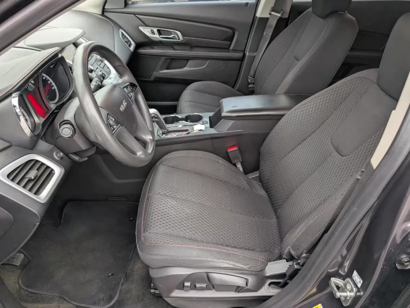 2015 /Jet Black GMC Terrain SLE (2GKALMEK4F6) with an Other engine, located at 3959 U.S. 80 W, Phenix City, AL, 36870, (334) 297-4885, 32.469296, -85.135185 - **Explore the Open Road in Style: 2015 GMC Terrain SLE Perfect for Your Next Adventure!**<br /> <br /> Imagine embarking on your next family road trip or weekend getaway in a vehicle that combines reliability, comfort, and a touch of sophistication. The 2015 GMC Terrain SLE, available at Gils Auto - Photo#12