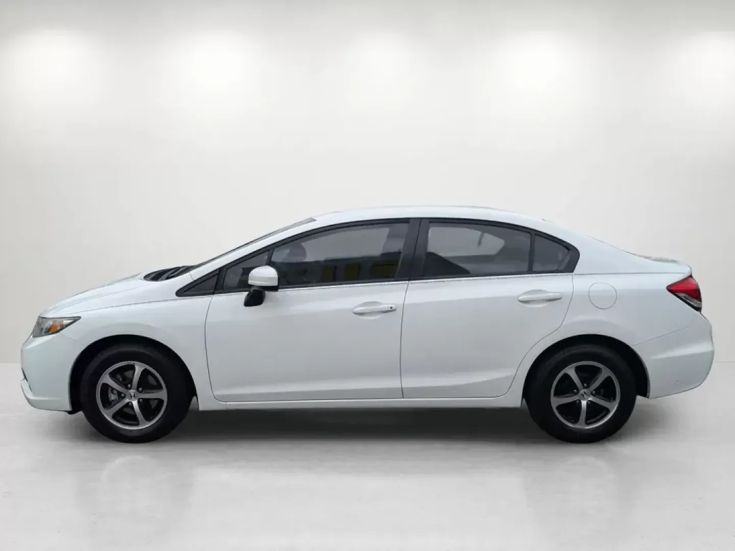 2015 Honda Civic Sedan SE (19XFB2F74FE) with an Other engine, located at 804 22nd Ave, Phenix City, AL, 36870, (334) 297-1860, 32.484749, -85.024475 - **Discover the Freedom of the Open Road with the 2015 Honda Civic Sedan SE**<br /> <br /> Experience the joy of driving a reliable and efficient vehicle that suits all your lifestyle needs. Whether you're commuting to work, shuttling kids to soccer practice, or embarking on weekend adventures, the 2 - Photo#1