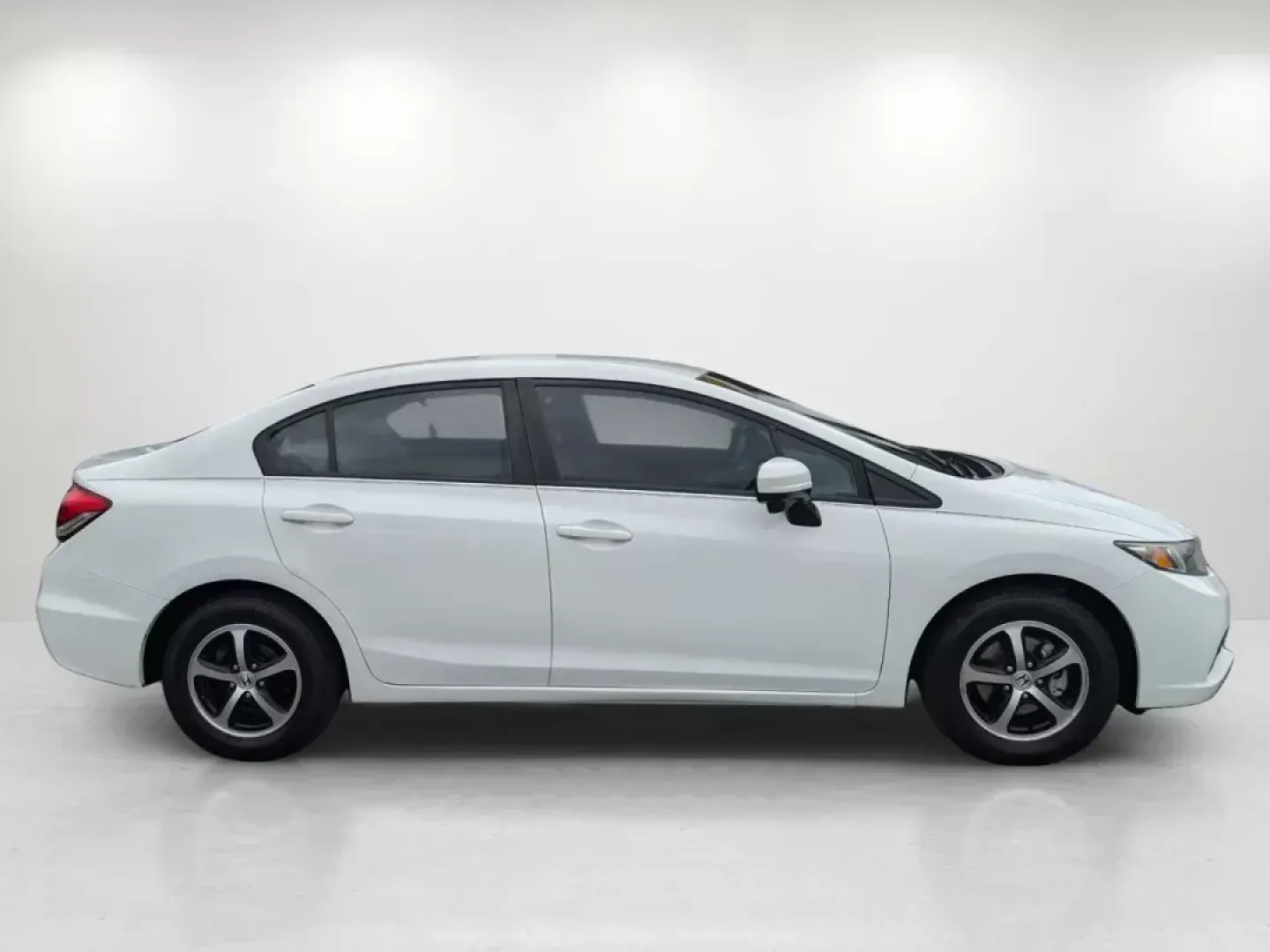 2015 Honda Civic Sedan SE (19XFB2F74FE) with an Other engine, located at 804 22nd Ave, Phenix City, AL, 36870, (334) 297-1860, 32.484749, -85.024475 - **Discover the Freedom of the Open Road with the 2015 Honda Civic Sedan SE**<br /> <br /> Experience the joy of driving a reliable and efficient vehicle that suits all your lifestyle needs. Whether you're commuting to work, shuttling kids to soccer practice, or embarking on weekend adventures, the 2 - Photo#5