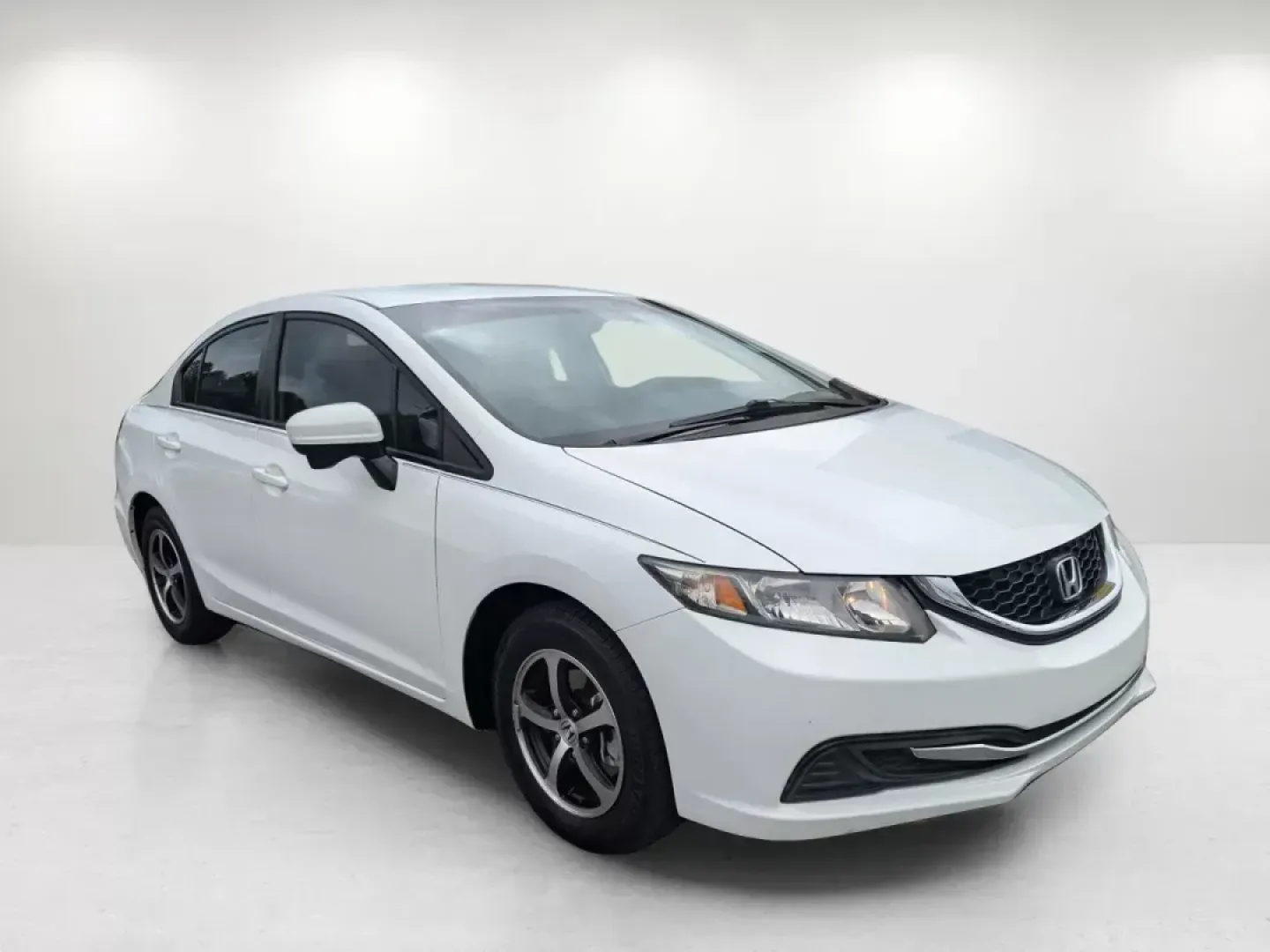 2015 Honda Civic Sedan SE (19XFB2F74FE) with an Other engine, located at 804 22nd Ave, Phenix City, AL, 36870, (334) 297-1860, 32.484749, -85.024475 - **Discover the Freedom of the Open Road with the 2015 Honda Civic Sedan SE**<br /> <br /> Experience the joy of driving a reliable and efficient vehicle that suits all your lifestyle needs. Whether you're commuting to work, shuttling kids to soccer practice, or embarking on weekend adventures, the 2 - Photo#6