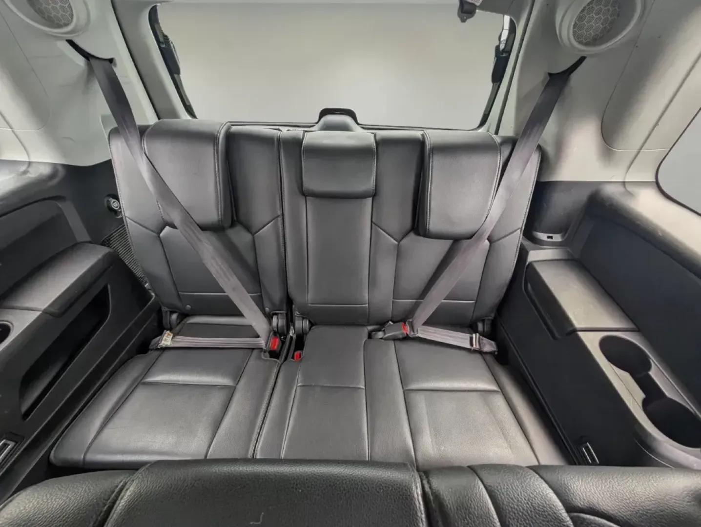 2015 Honda Pilot Touring (5FNYF3H90FB) with an Regular Unleaded V-6 3.5 L/212 engine, 5-Speed Automatic w/OD transmission, located at 804 22nd Ave, Phenix City, AL, 36870, (334) 297-1860, 32.484749, -85.024475 - 2015 Honda Pilot Touring - Photo#11