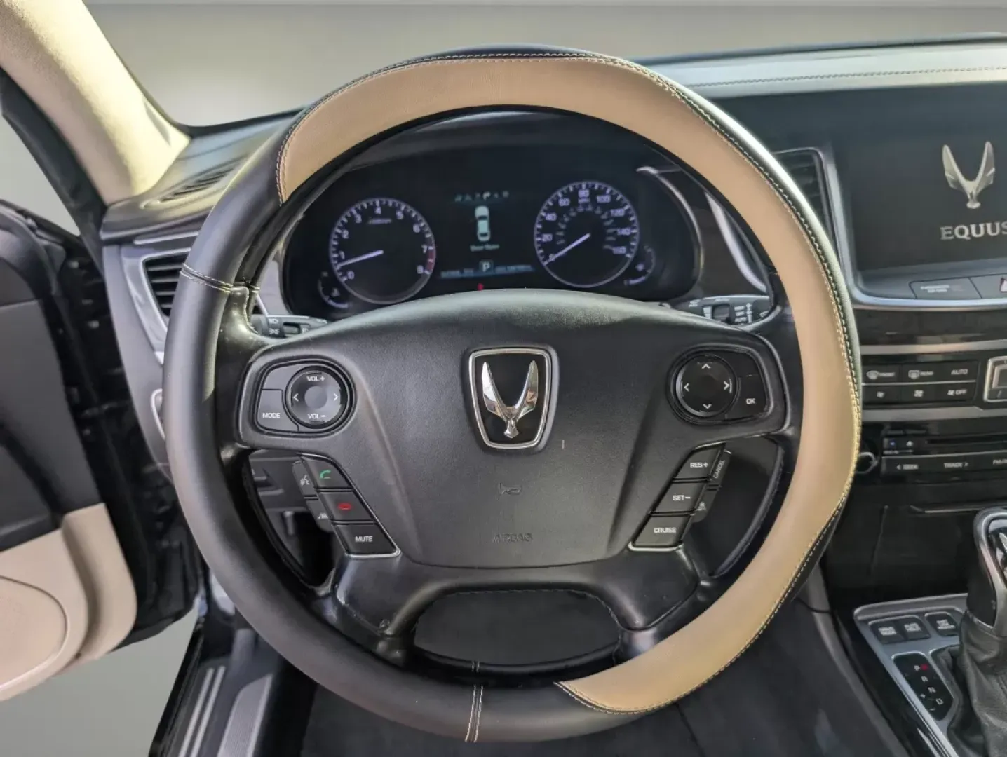 2015 /Ivory Hyundai Equus Signature (KMHGH4JH8FU) with an Other engine, located at 7000 Northlake Connector, Columbus, GA, 31904, (706) 987-8085, 32.524975, -84.978134 - **Elevate Your Driving Experience with the 2015 Hyundai Equus Perfect for Luxury Seekers and Families Alike!**<br /> <br /> If you're searching for a vehicle that combines luxury, comfort, and reliability, look no further than the stunning 2015 Hyundai Equus. This premium sedan is designed to cater - Photo#12