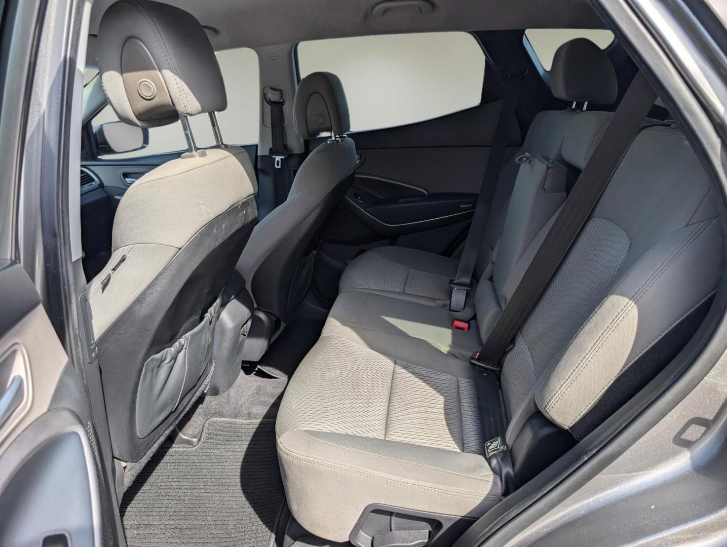 2015 /Gray Hyundai Santa Fe Sport (5XYZT3LB6FG) with an Regular Unleaded I-4 2.4 L/144 engine, 6-Speed Automatic w/OD transmission, located at 804 22nd Ave, Phenix City, AL, 36870, (334) 297-1860, 32.484749, -85.024475 - 2015 Hyundai Santa Fe Sport - Photo#9