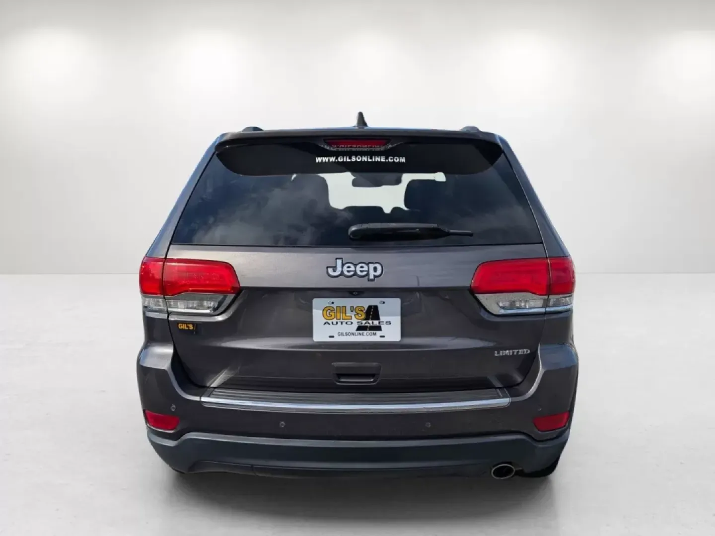 2015 /Black Jeep Grand Cherokee Limited (1C4RJEBG1FC) with an Other engine, located at 3959 U.S. 80 W, Phenix City, AL, 36870, (334) 297-4885, 32.469296, -85.135185 - **Elevate Your Everyday Adventures in This 2015 Jeep Grand Cherokee Limited!**<br /> <br /> Are you searching for the ultimate SUV that can keep up with your bustling lifestyle? Look no further! This 2015 Jeep Grand Cherokee Limited is perfect for those who crave both adventure and everyday utility. - Photo#5